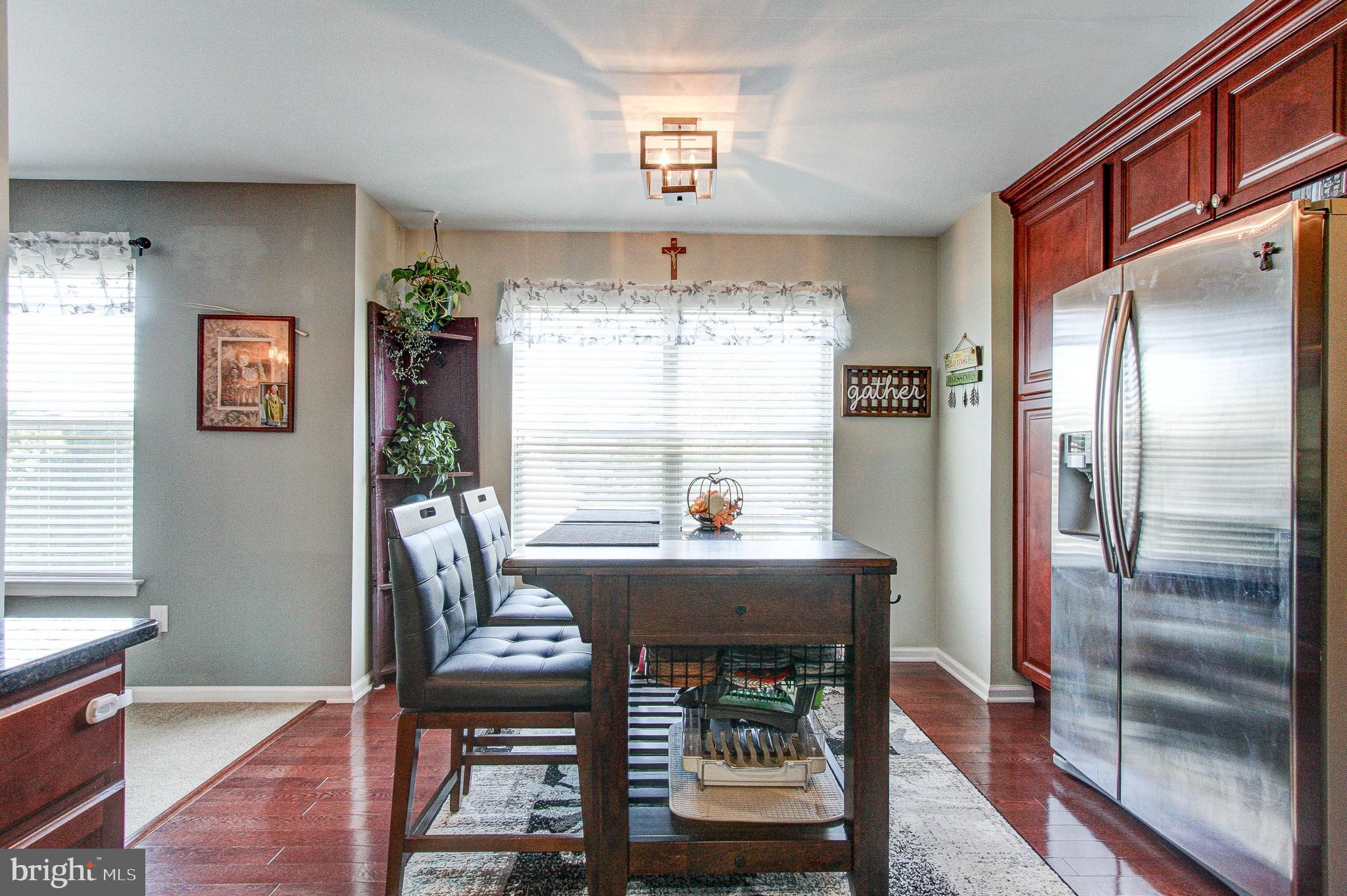 CABIN RUN ESTS - Residential