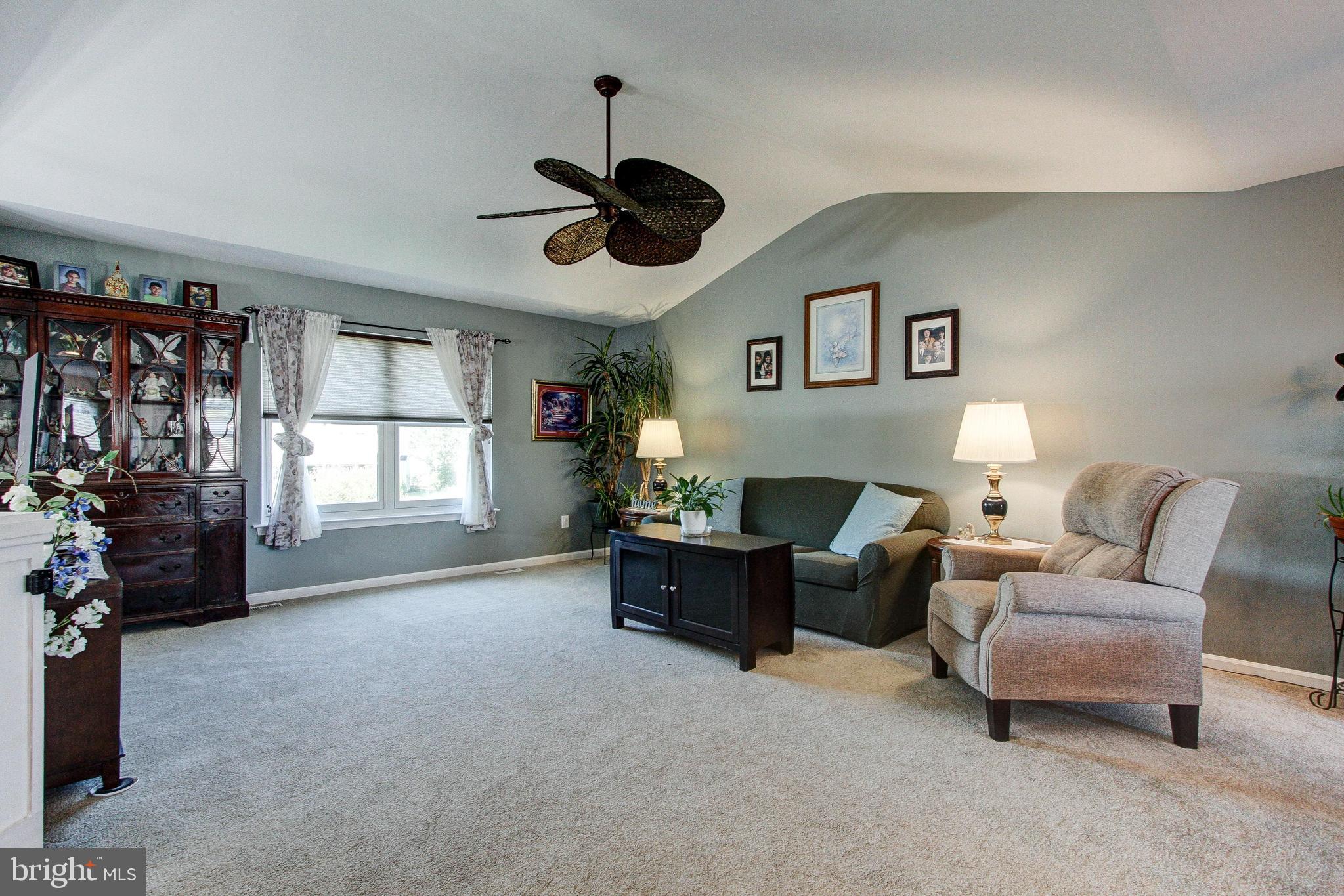 CABIN RUN ESTS - Residential
