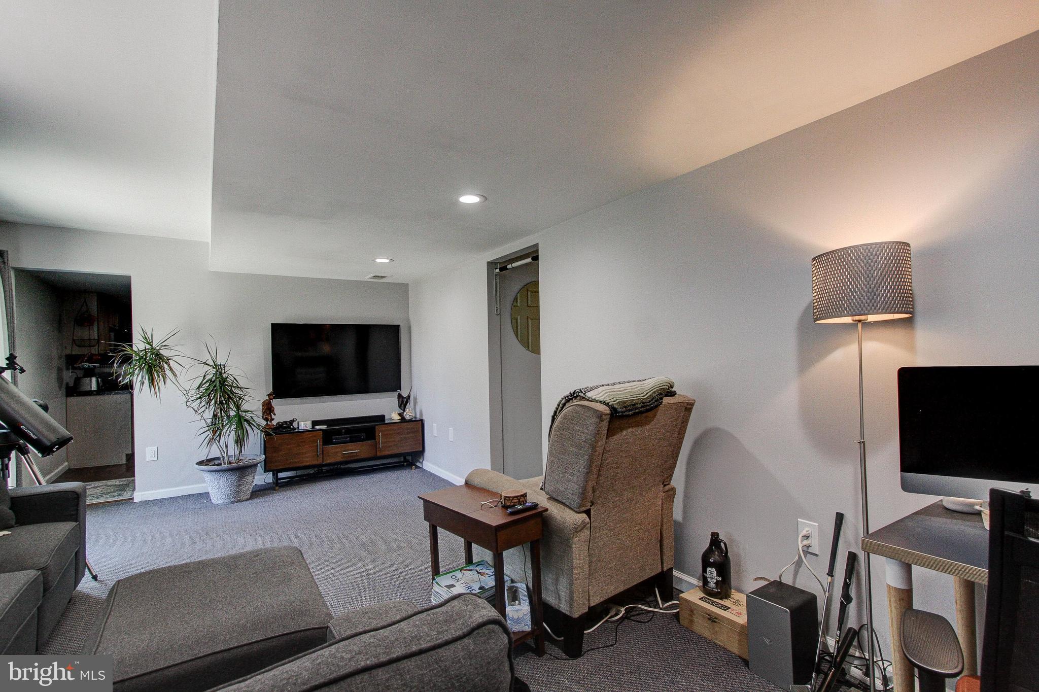 CABIN RUN ESTS - Residential