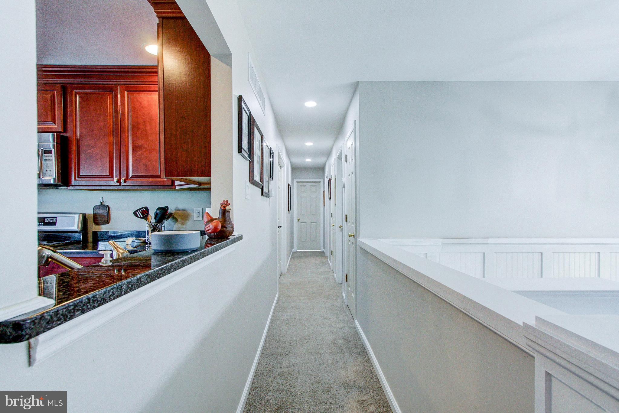 CABIN RUN ESTS - Residential