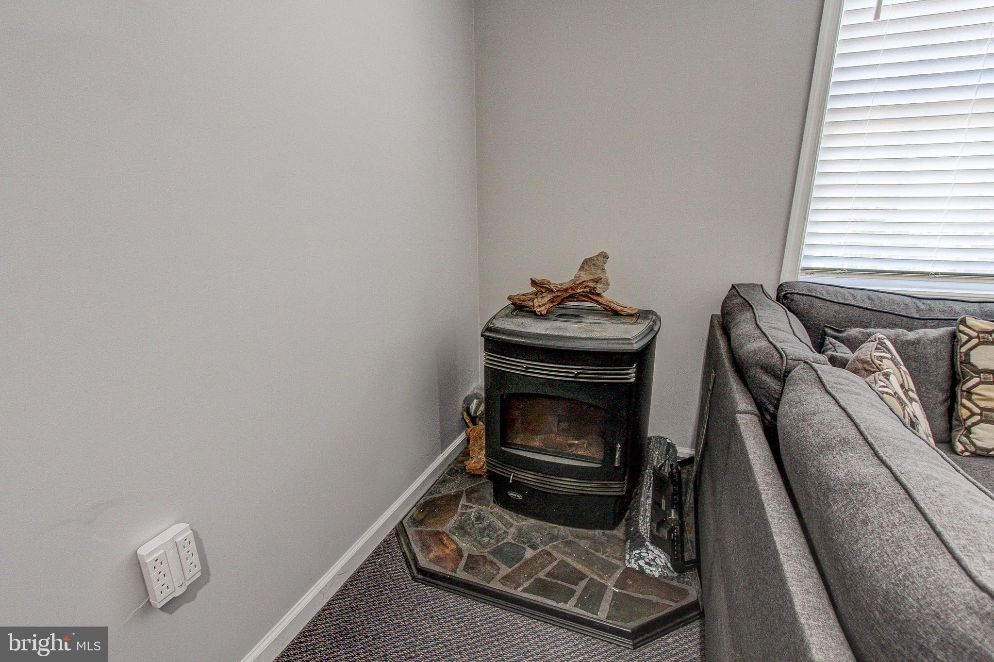 CABIN RUN ESTS - Residential