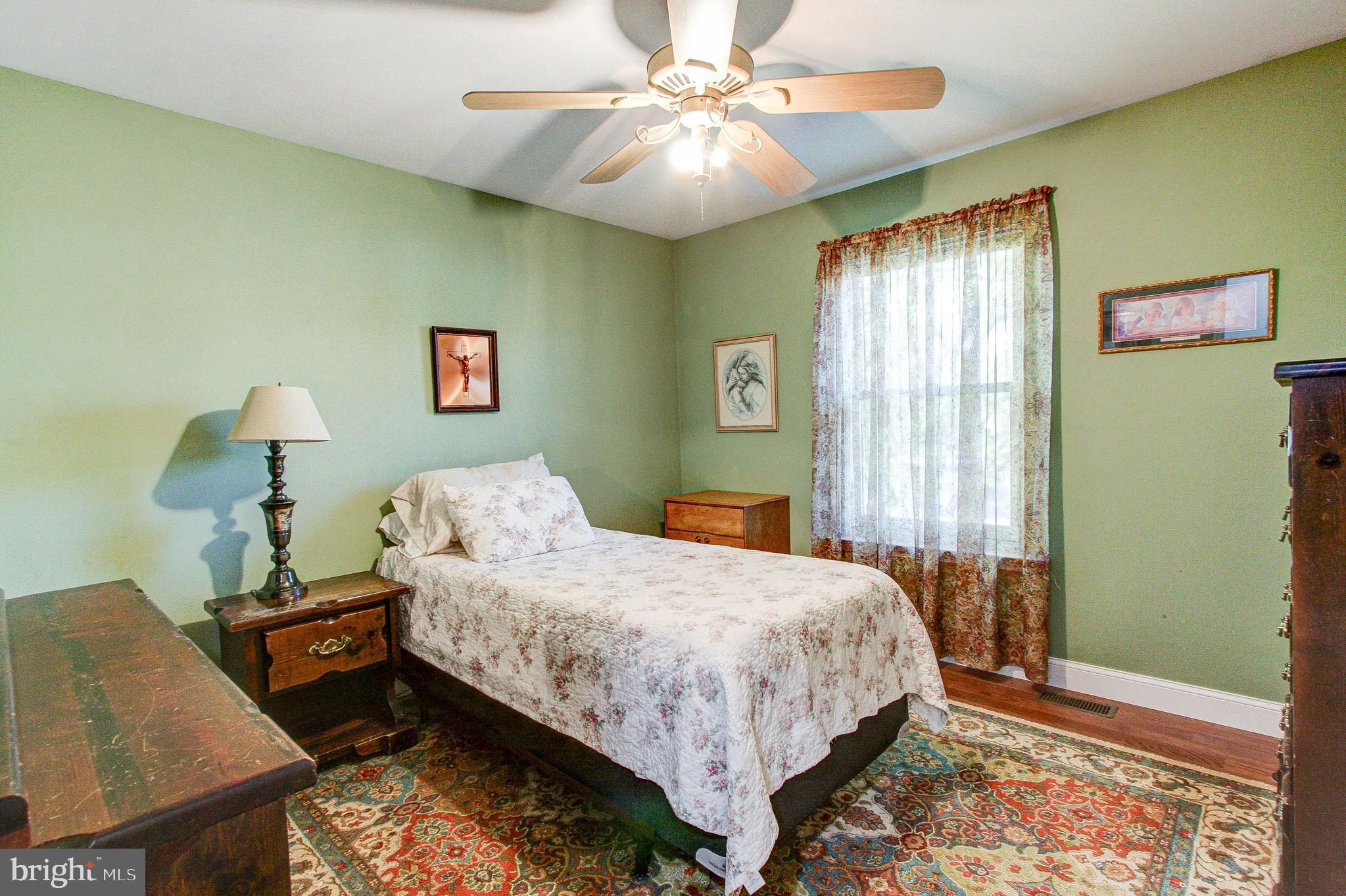 CABIN RUN ESTS - Residential