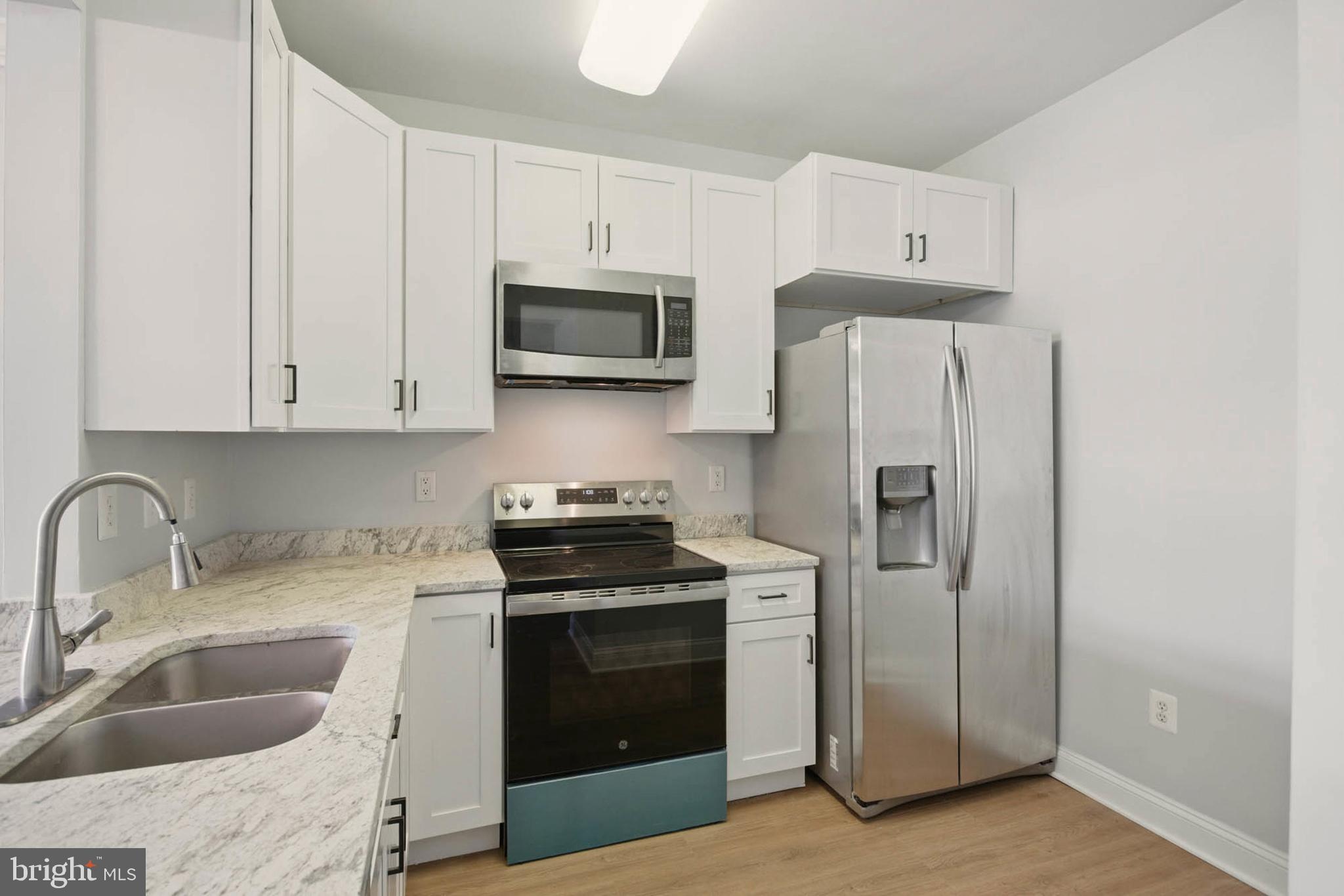 FIELDSTONE - Residential