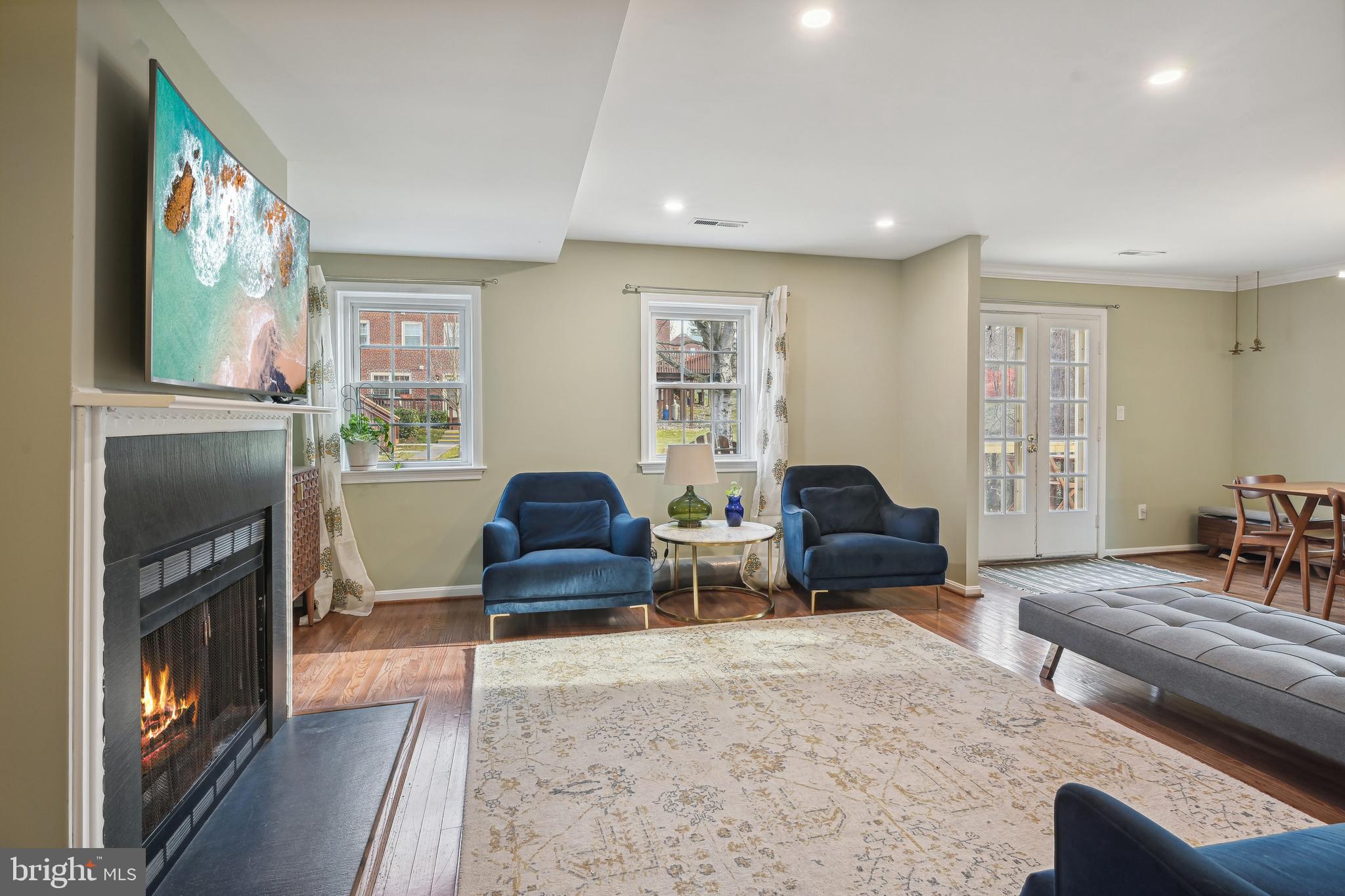 KENWOOD FOREST - Residential Lease