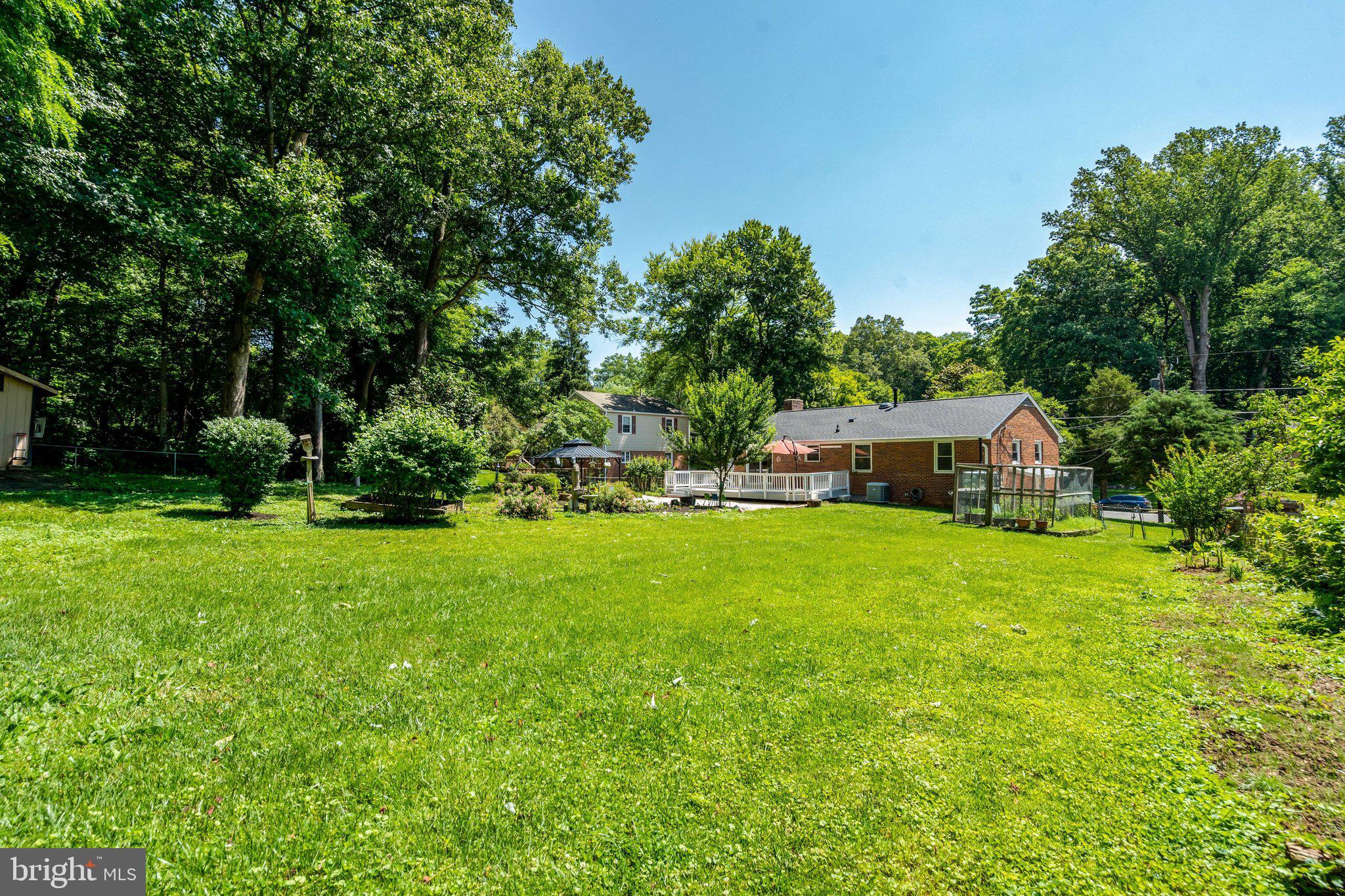 WILLOW WOODS - Residential