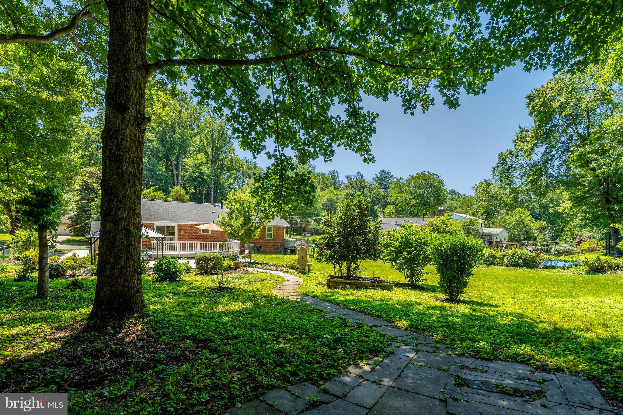 WILLOW WOODS - Residential