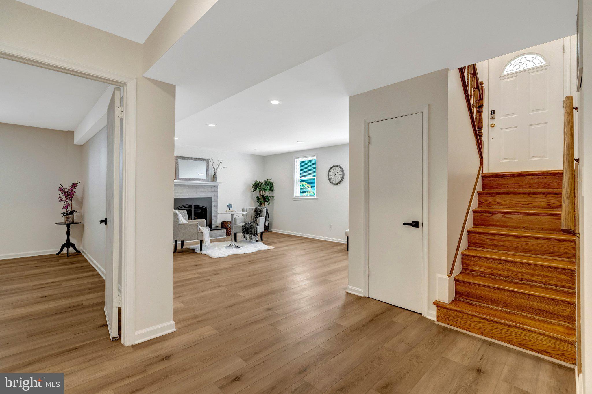 WILLOW WOODS - Residential