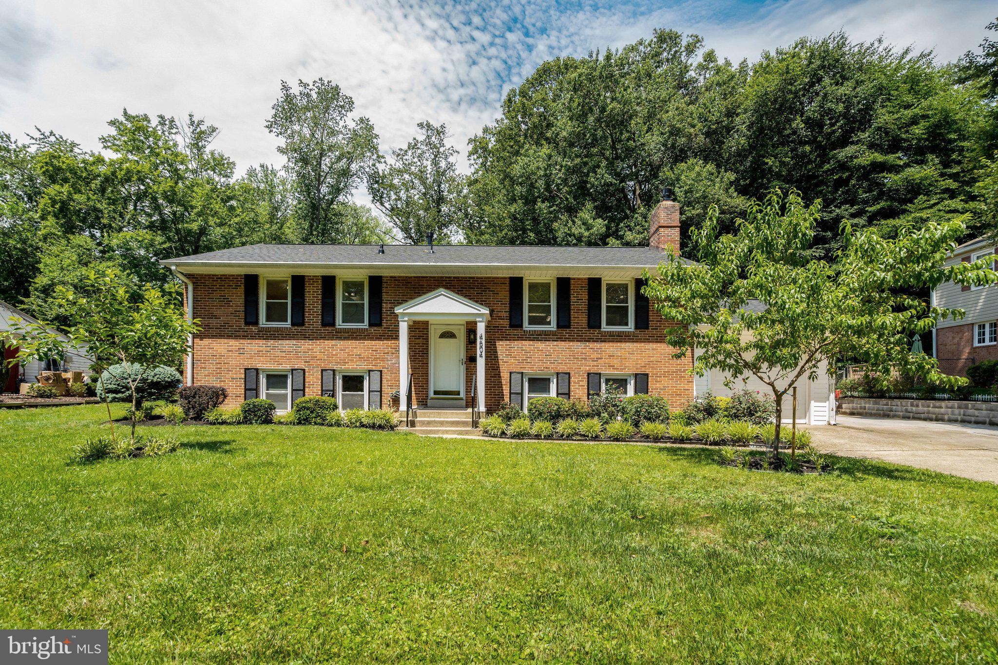 WILLOW WOODS - Residential