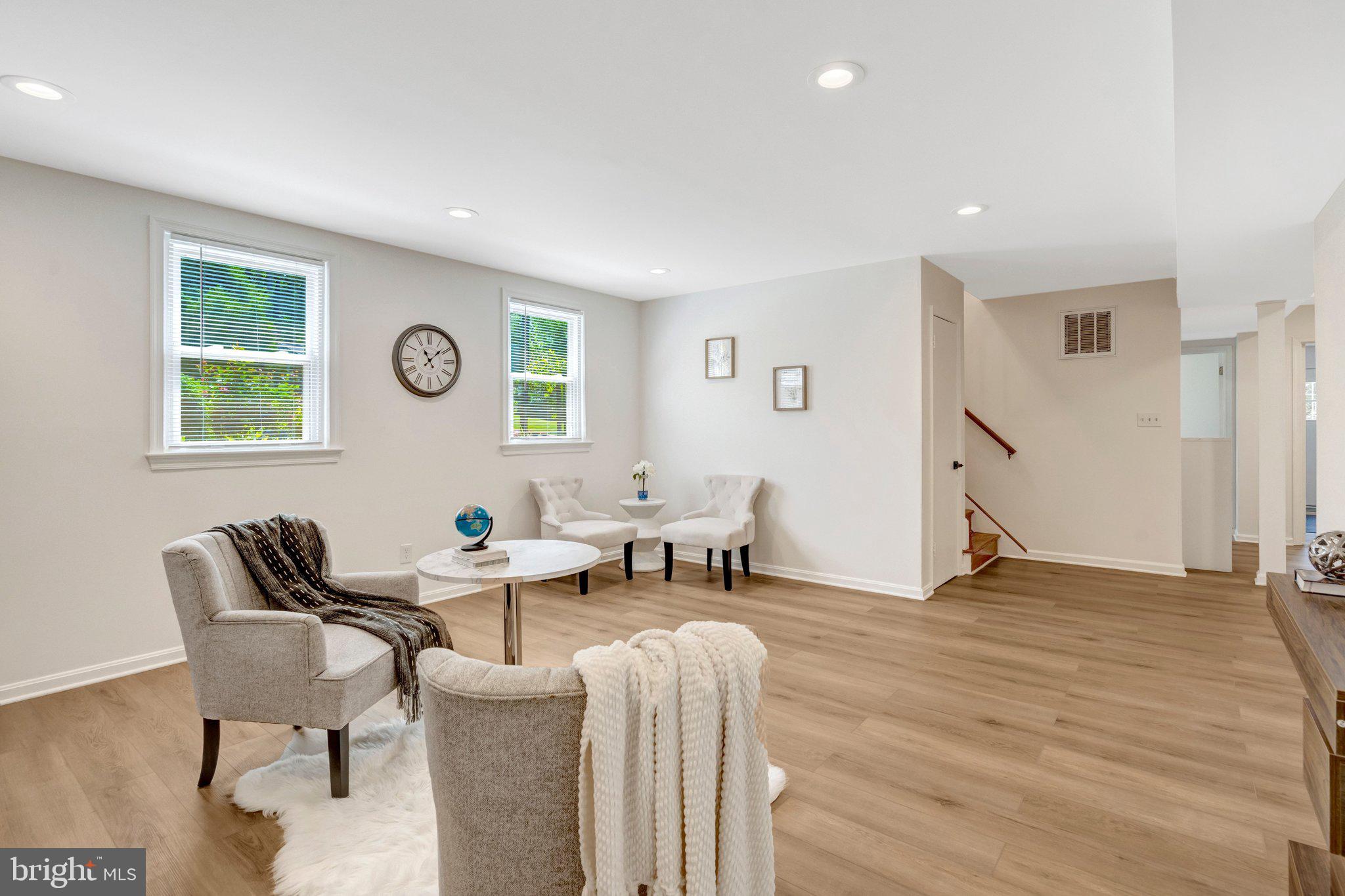 WILLOW WOODS - Residential
