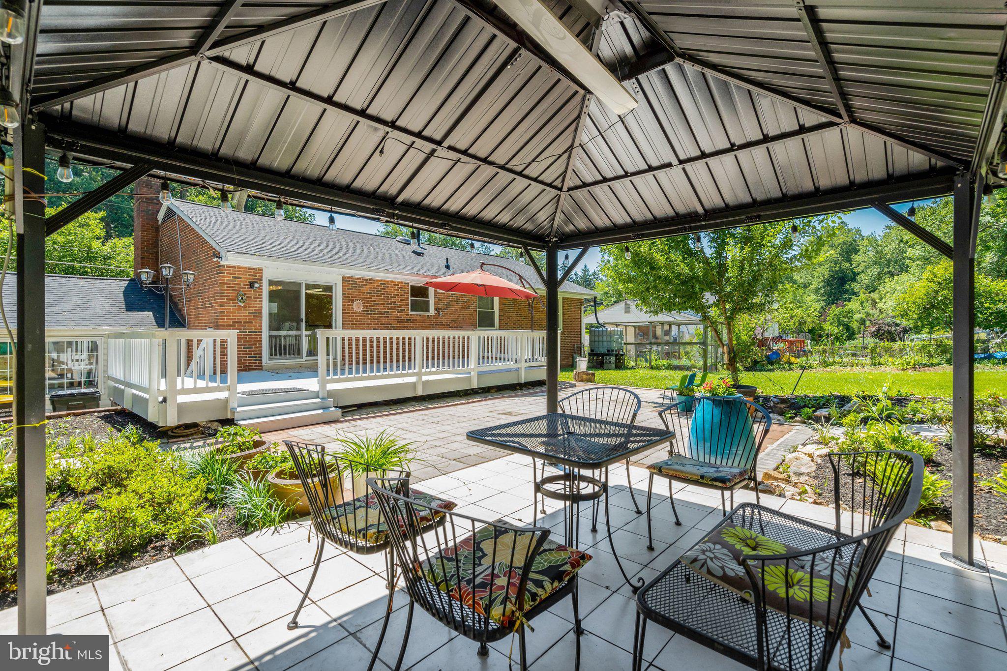 WILLOW WOODS - Residential