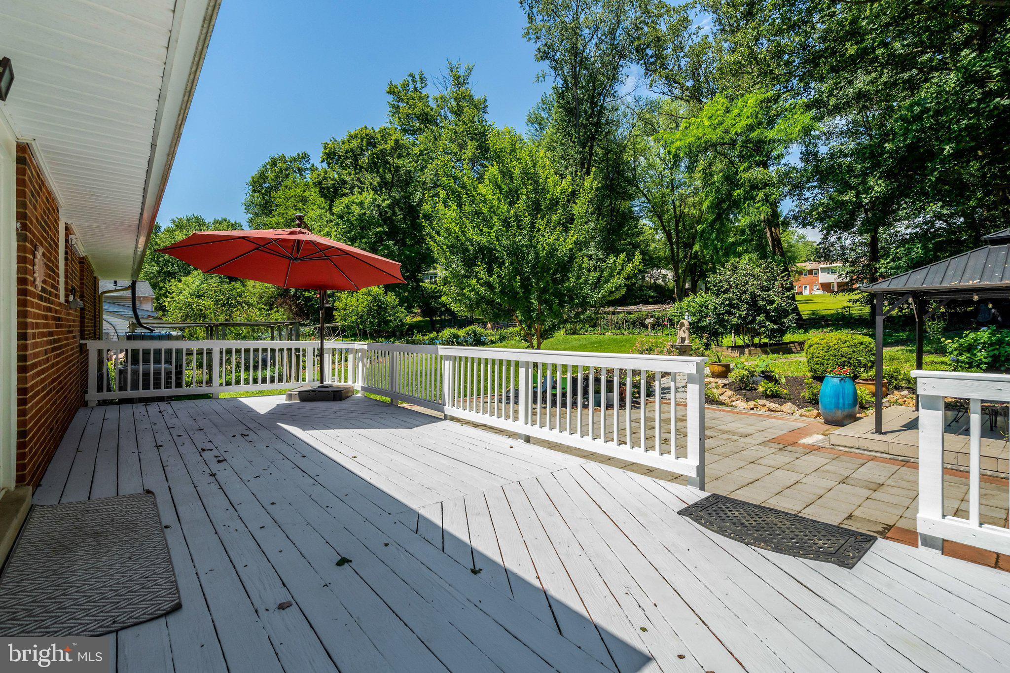 WILLOW WOODS - Residential