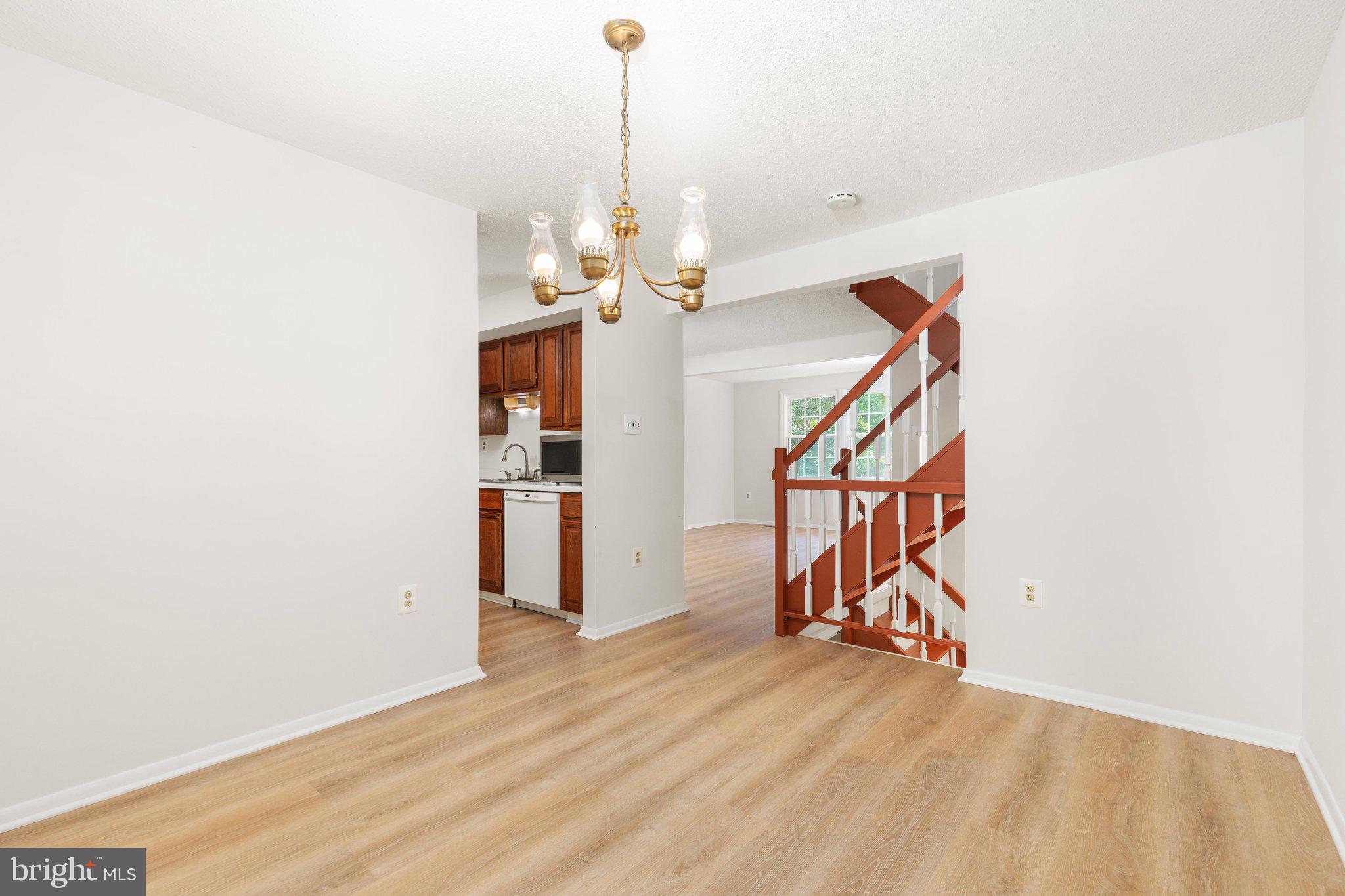 BURKE VILLAGE - Residential