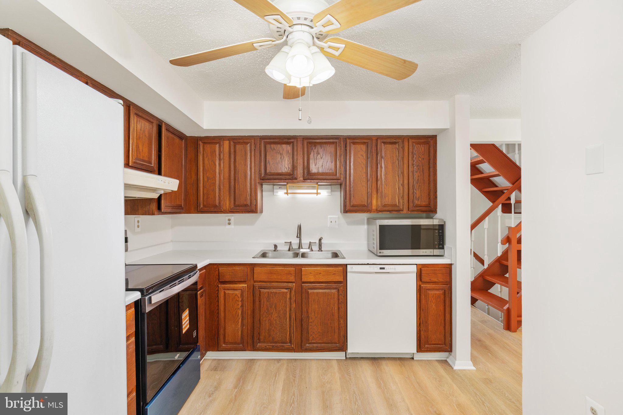 BURKE VILLAGE - Residential