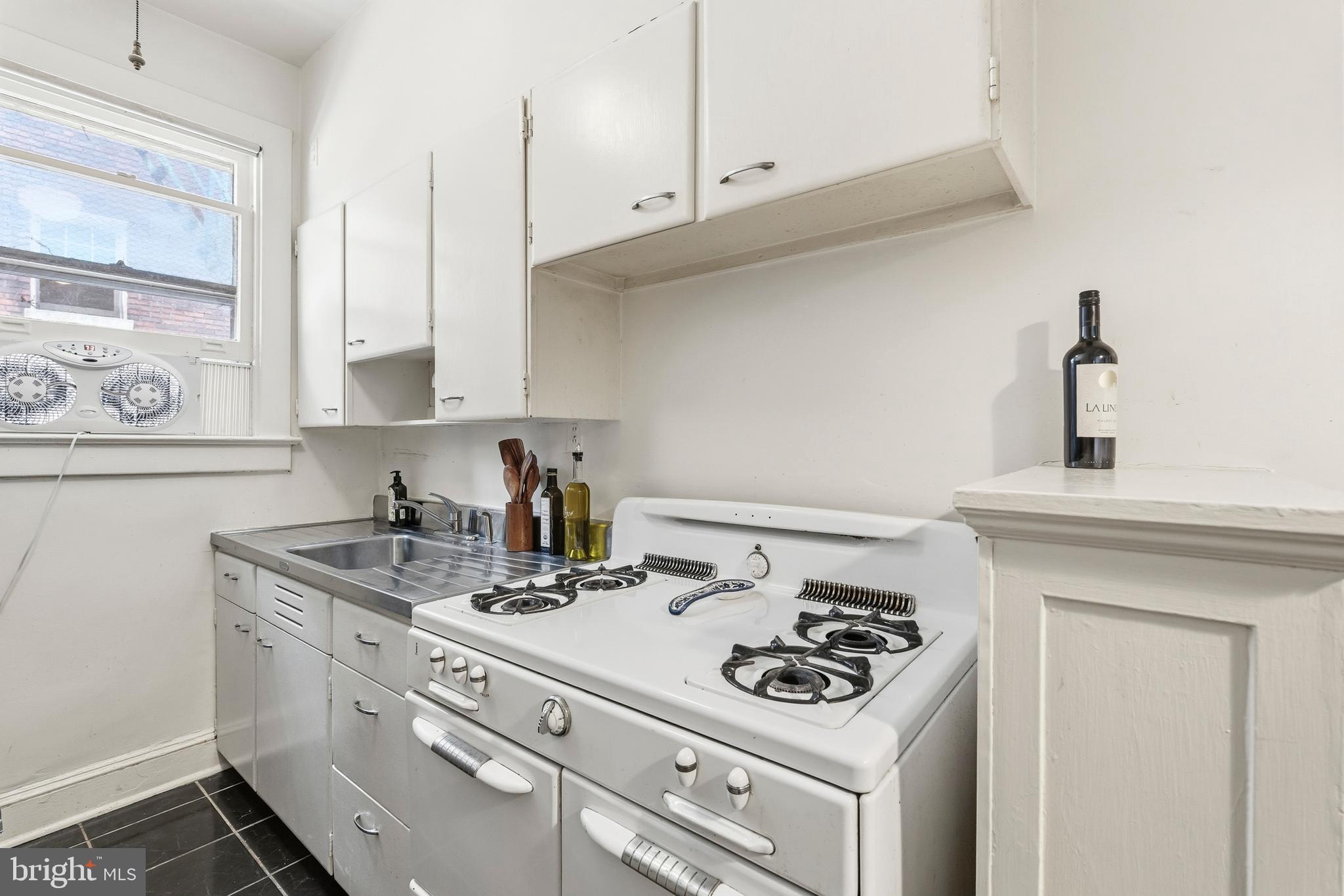 CLEVELAND PARK - Residential