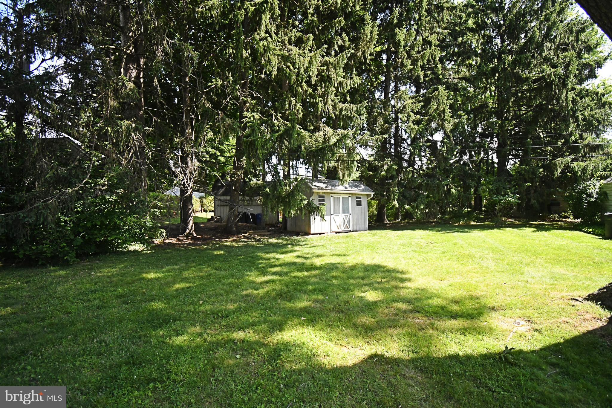 MORELAND MANOR - Residential