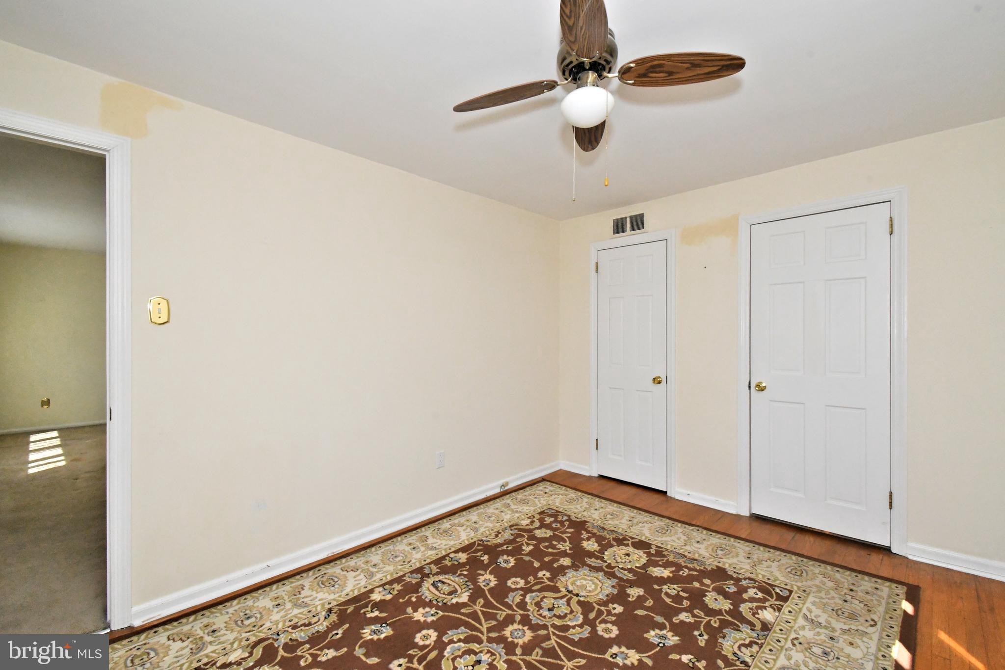 MORELAND MANOR - Residential