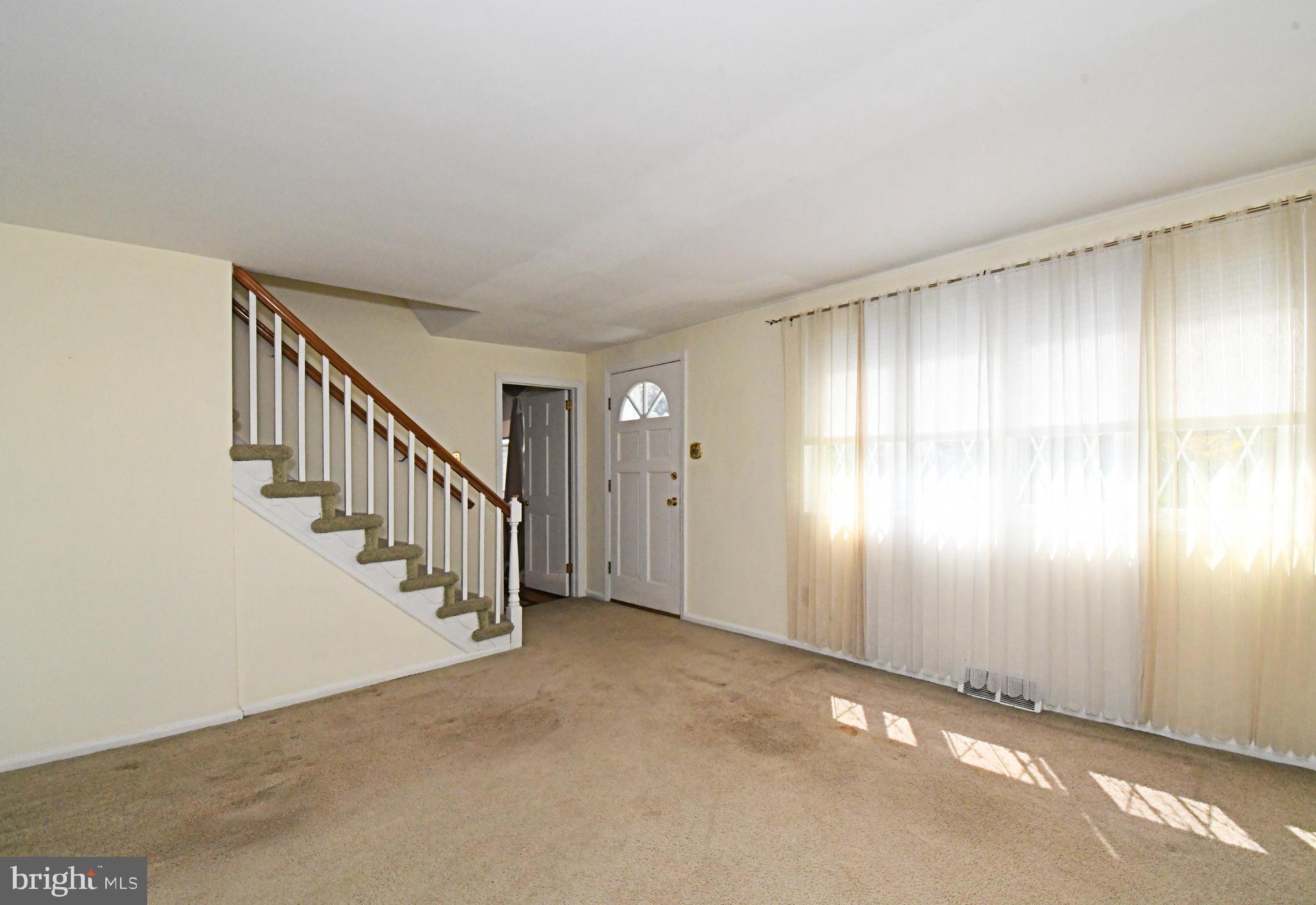MORELAND MANOR - Residential