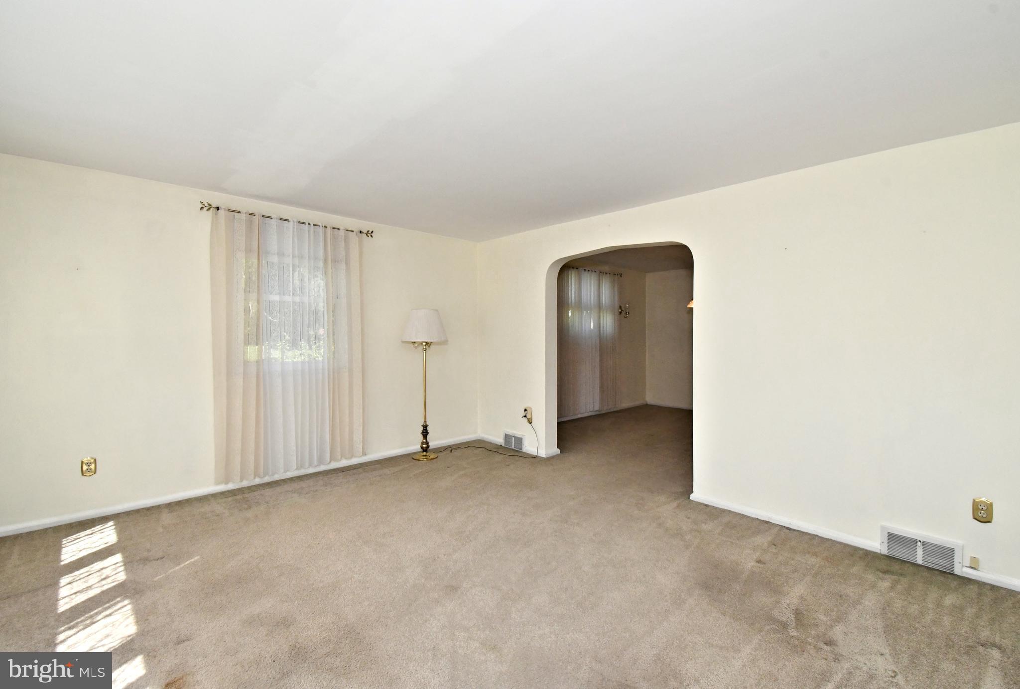 MORELAND MANOR - Residential