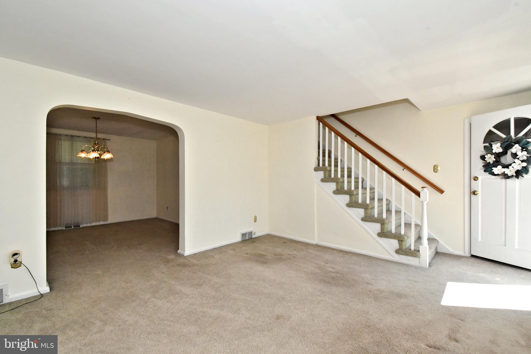 MORELAND MANOR - Residential