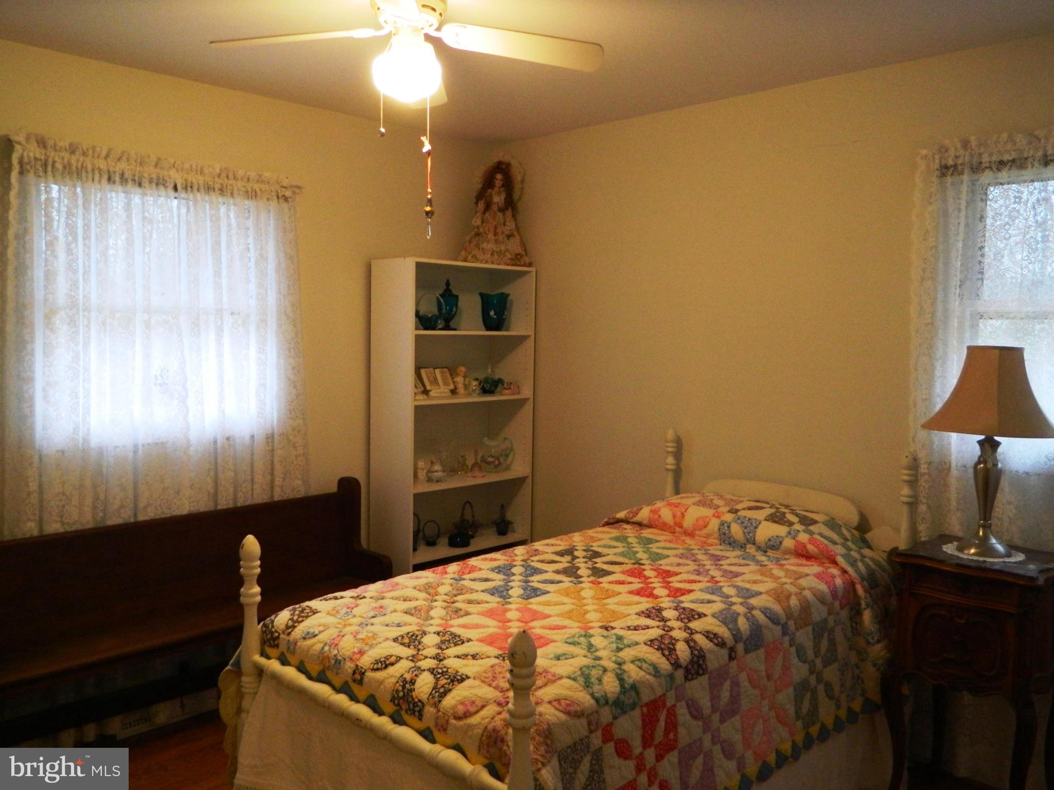 BRETON BAY ESTATES - Residential