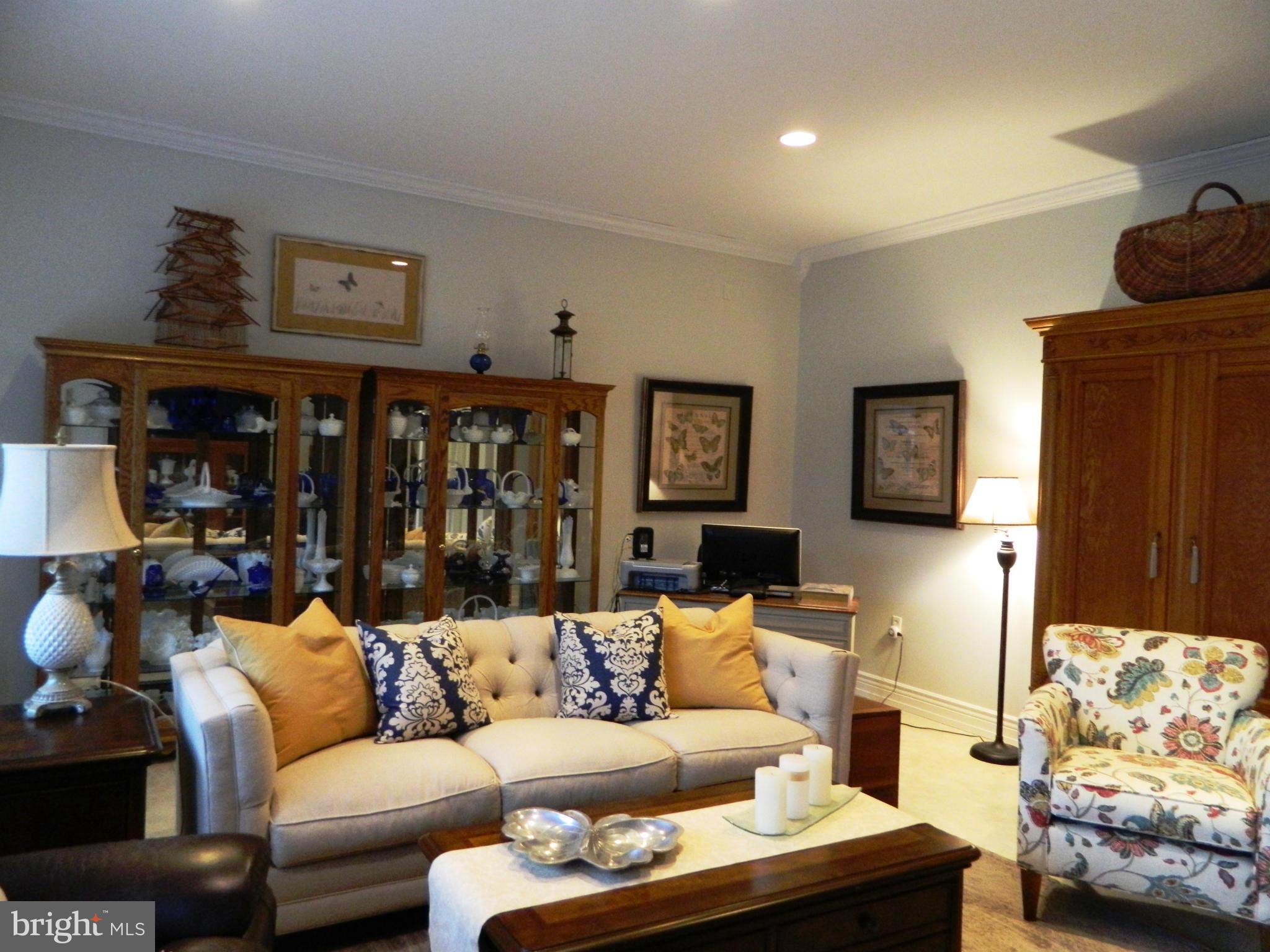 BRETON BAY ESTATES - Residential