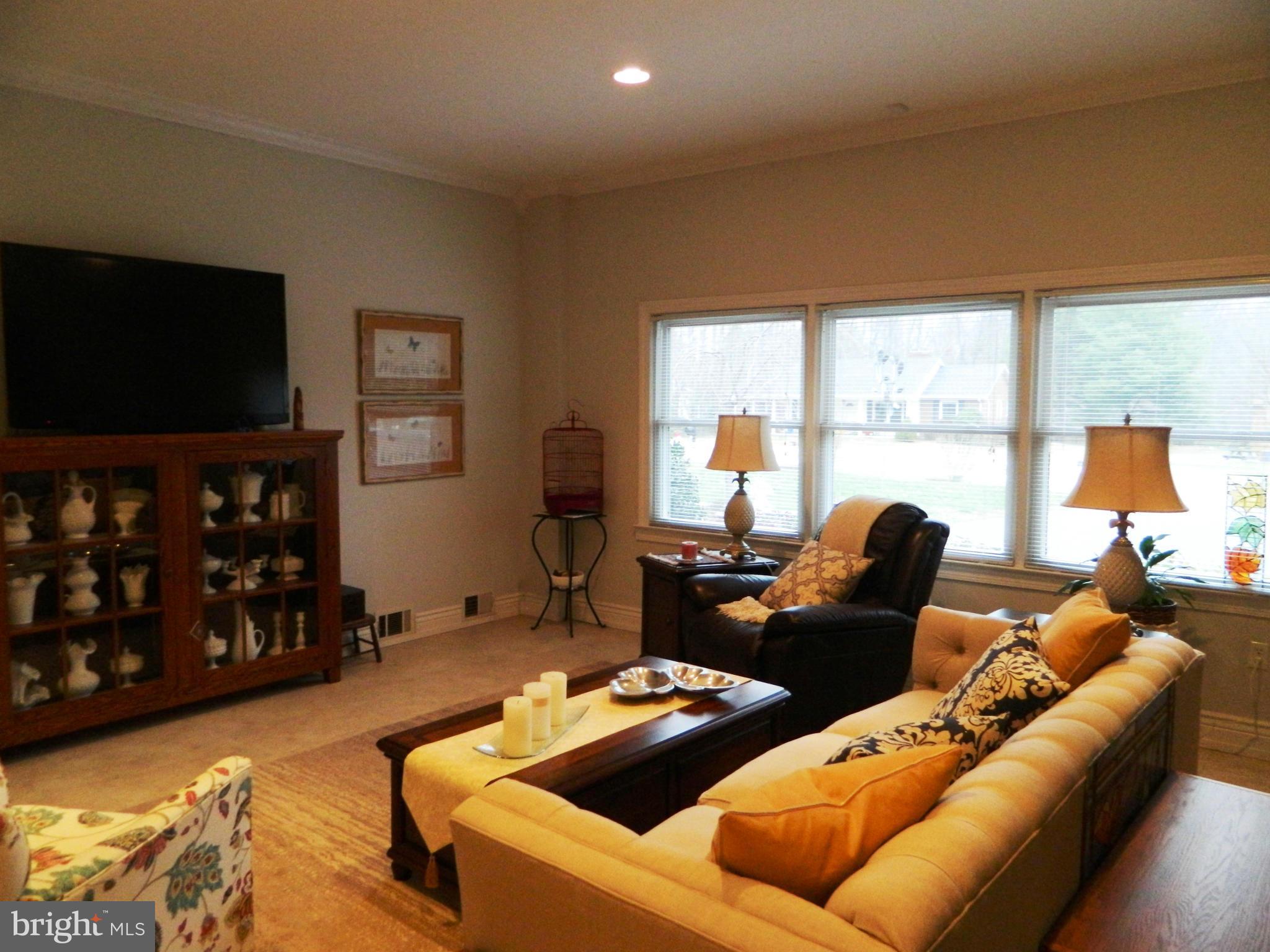 BRETON BAY ESTATES - Residential