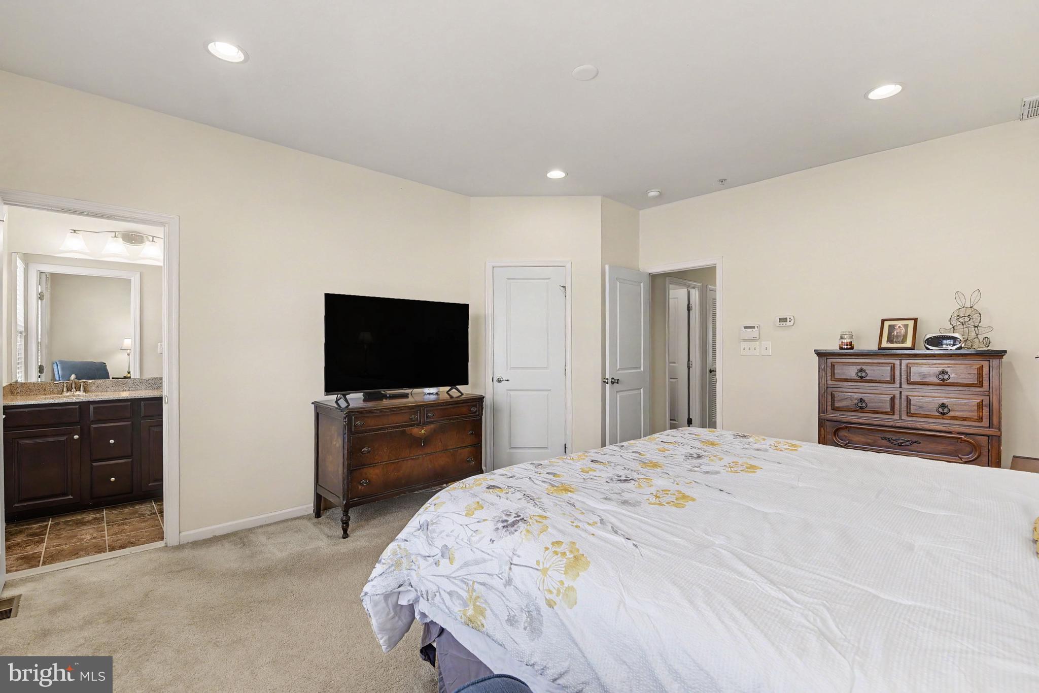 PRESERVE AT WINDLASS RUN - Residential