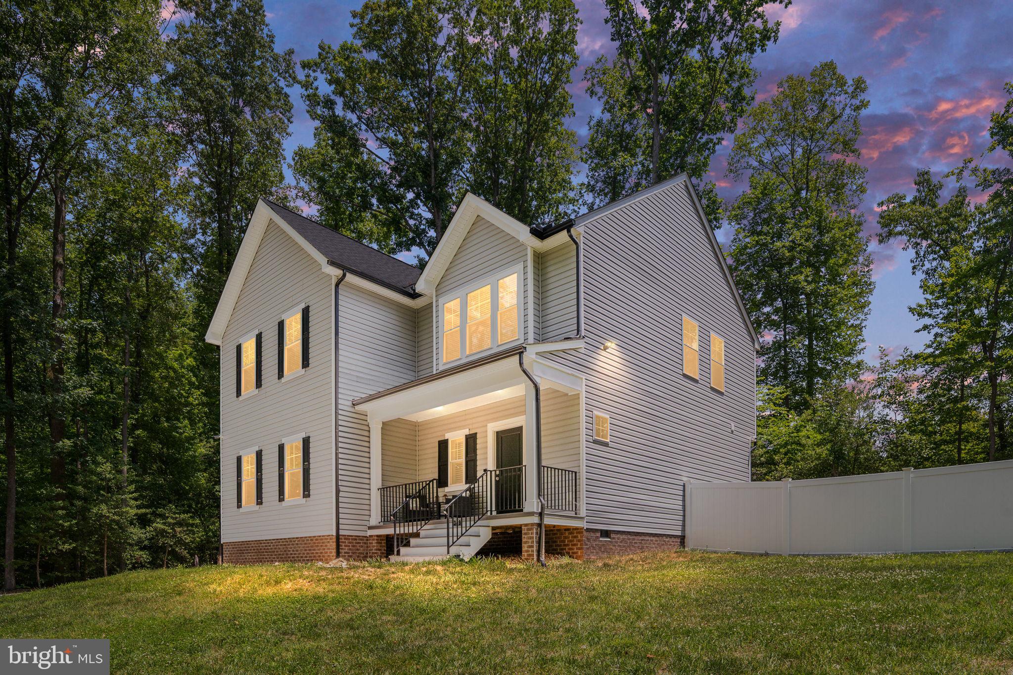 THE WATERS AT LAKE ANNA - Residential