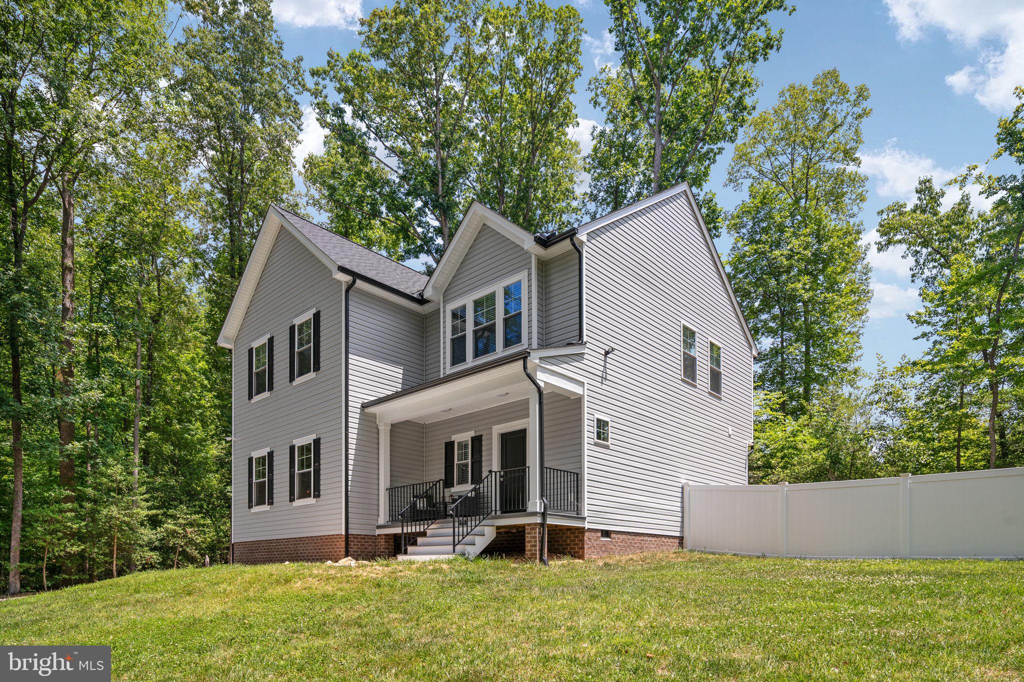 THE WATERS AT LAKE ANNA - Residential