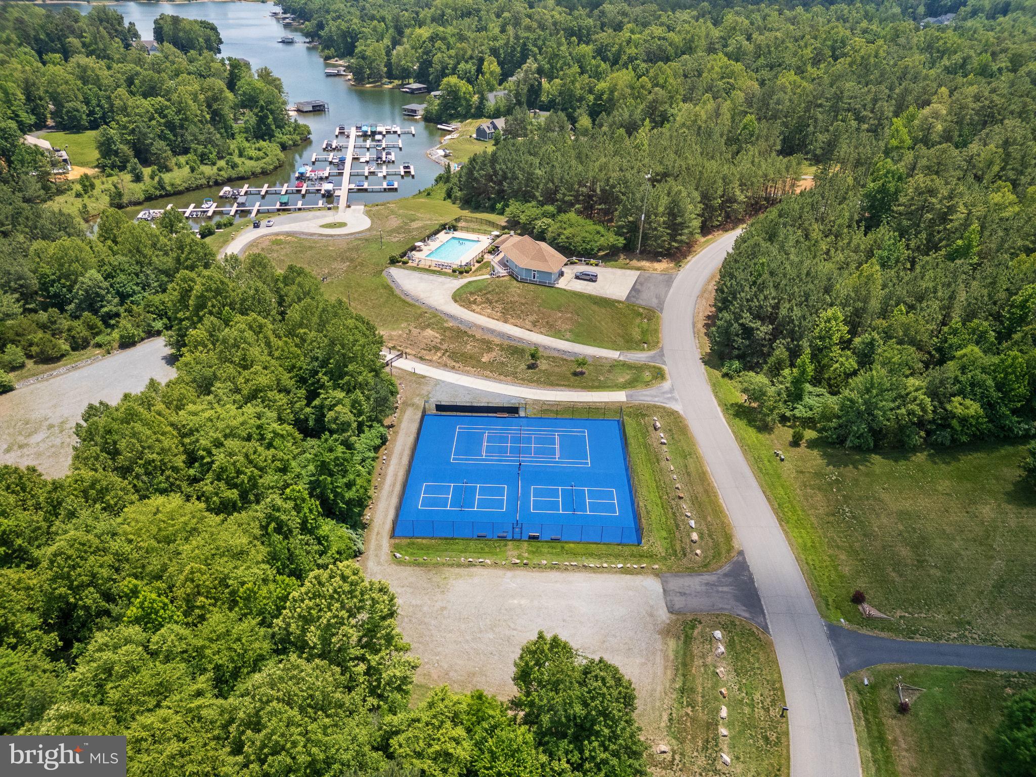 THE WATERS AT LAKE ANNA - Residential