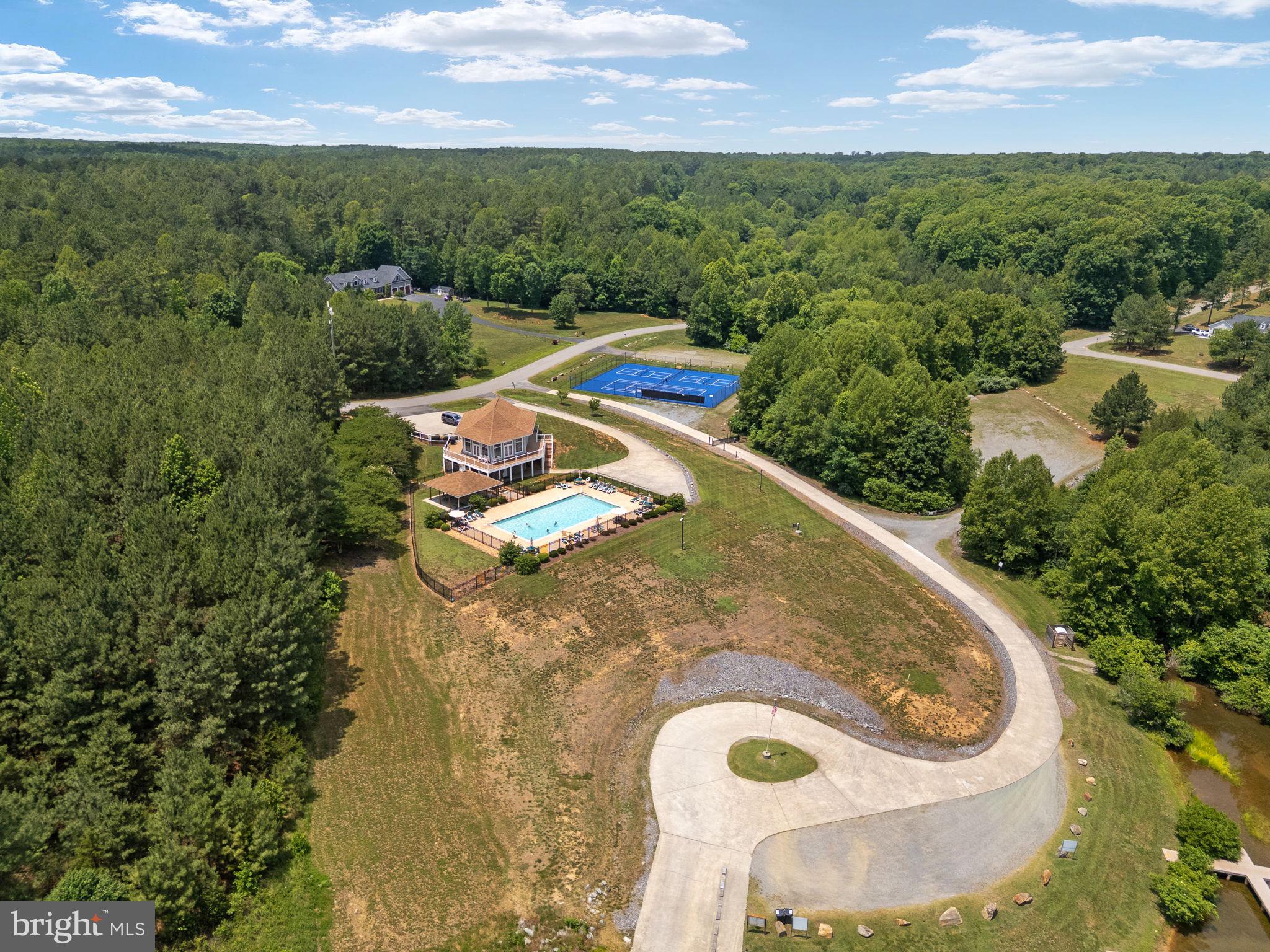 THE WATERS AT LAKE ANNA - Residential