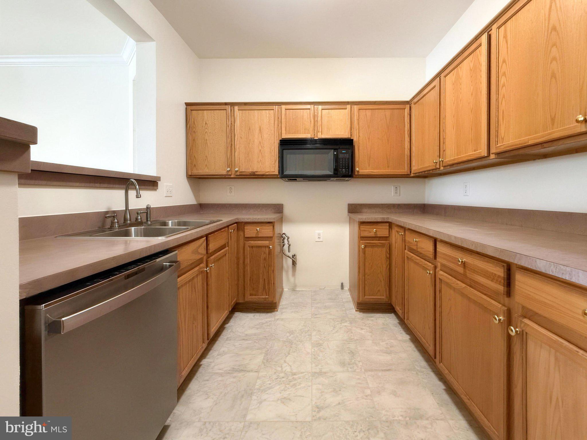 CAMERON GROVE - Residential