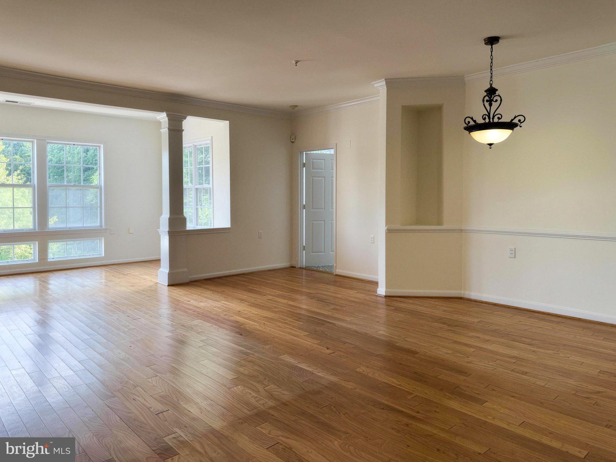 CAMERON GROVE - Residential