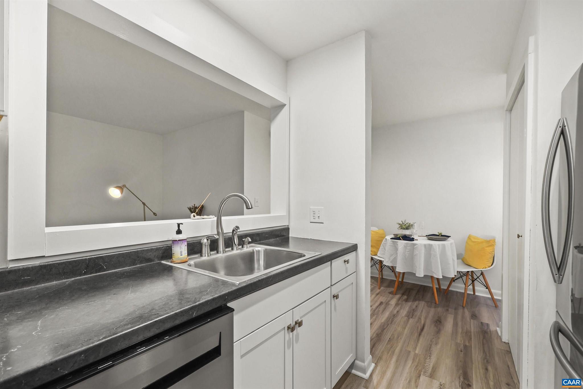 CEDARS COURT - Residential