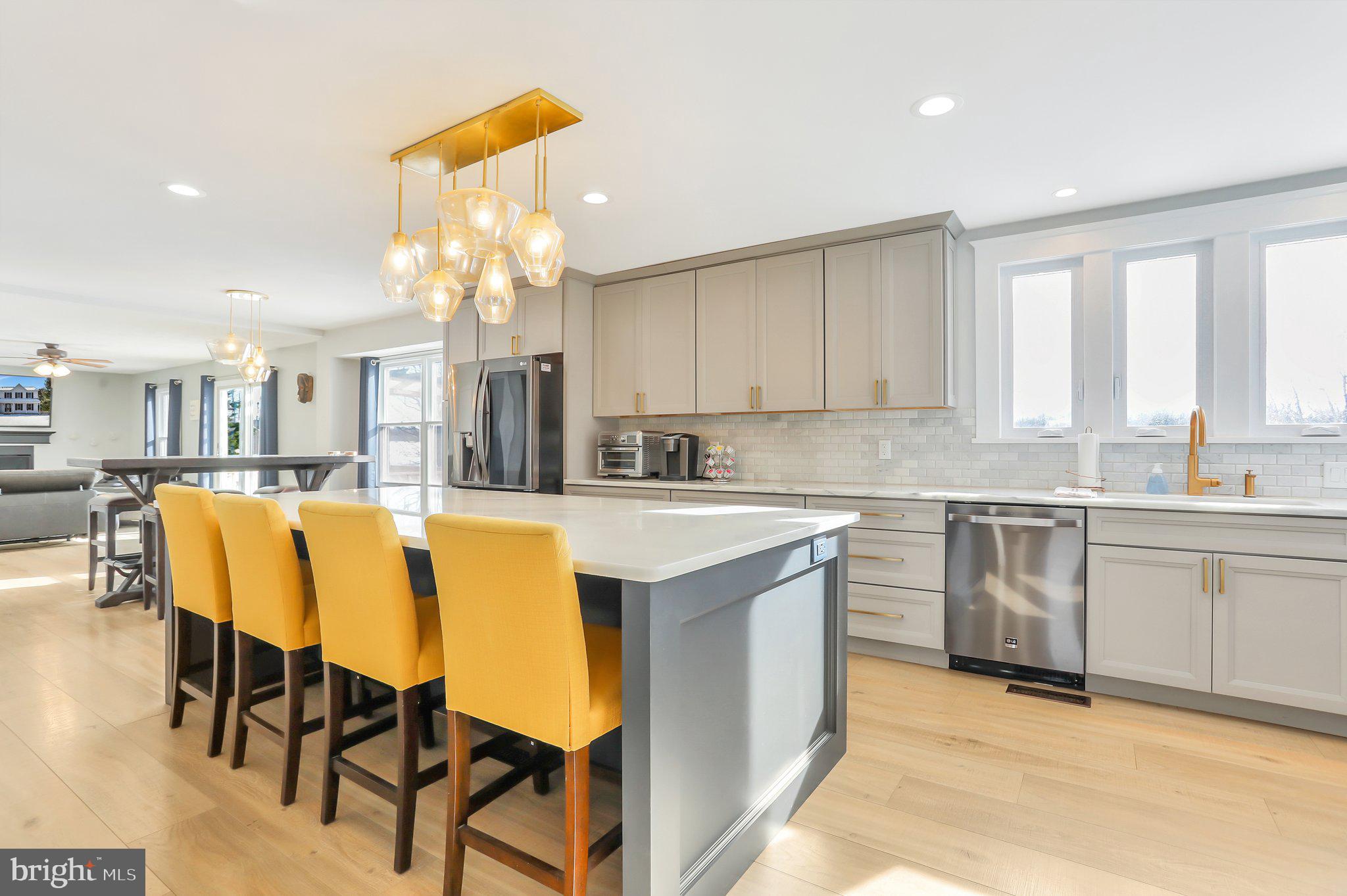 CLOVERDALE HEIGHTS - Residential