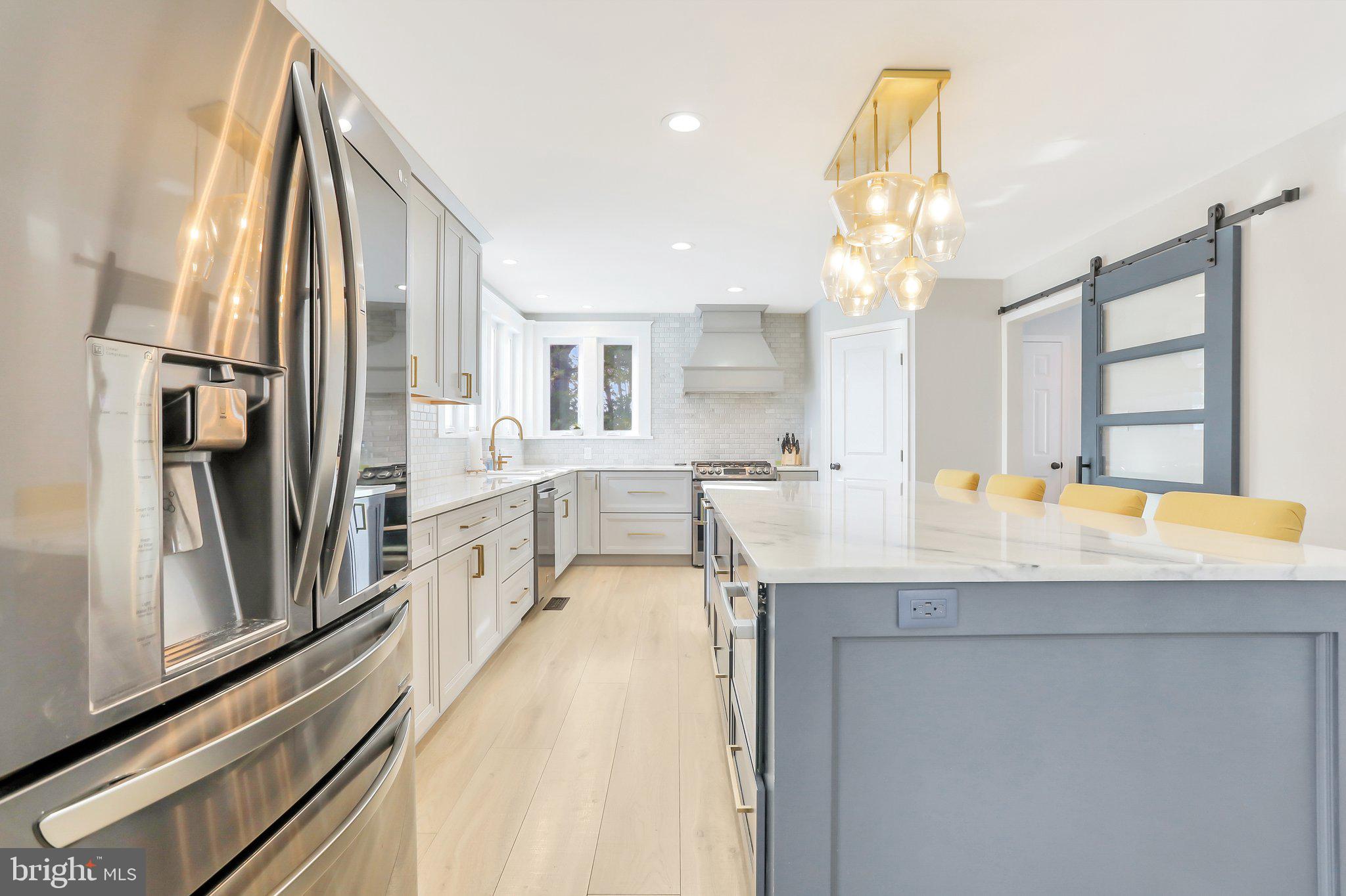 CLOVERDALE HEIGHTS - Residential