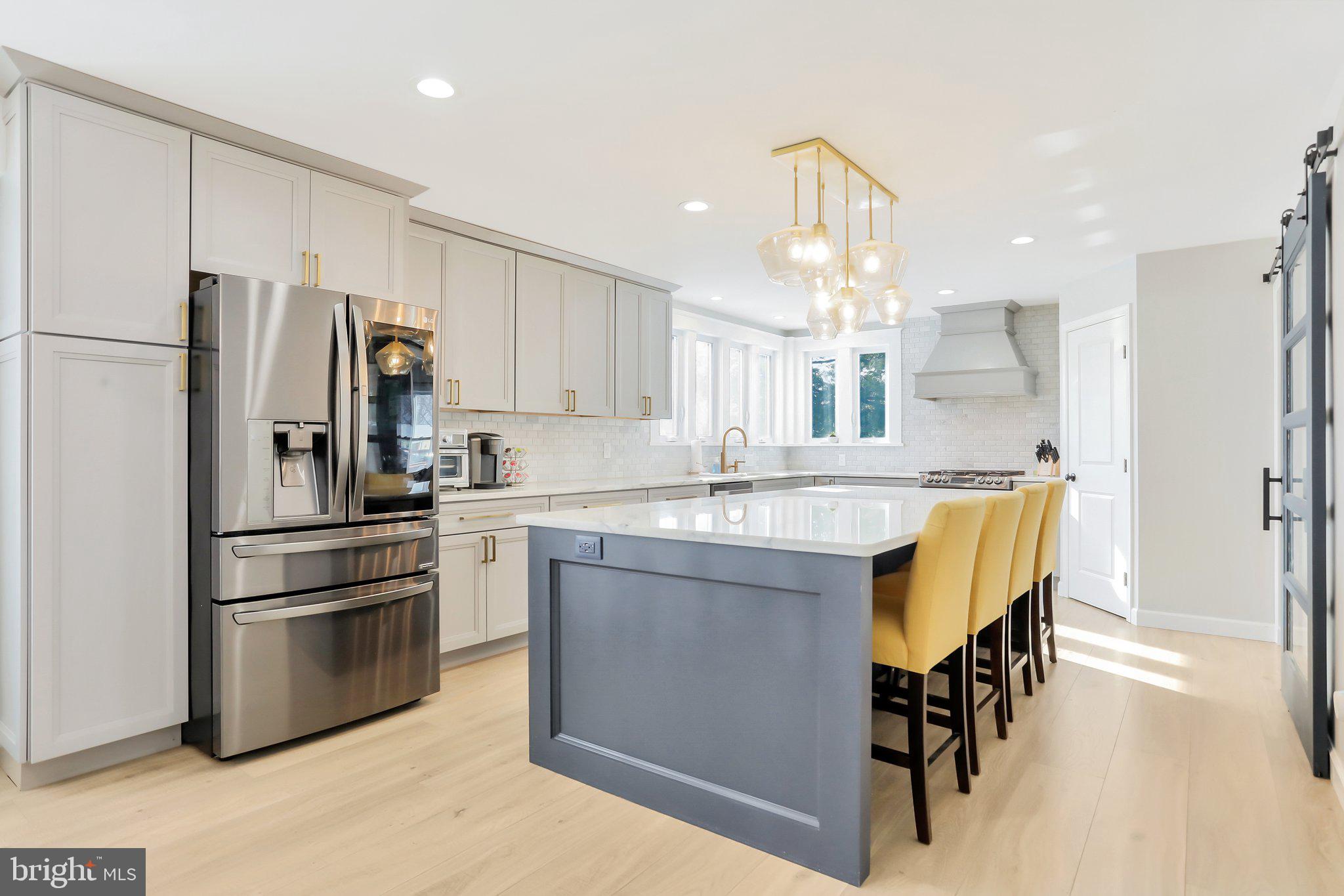 CLOVERDALE HEIGHTS - Residential