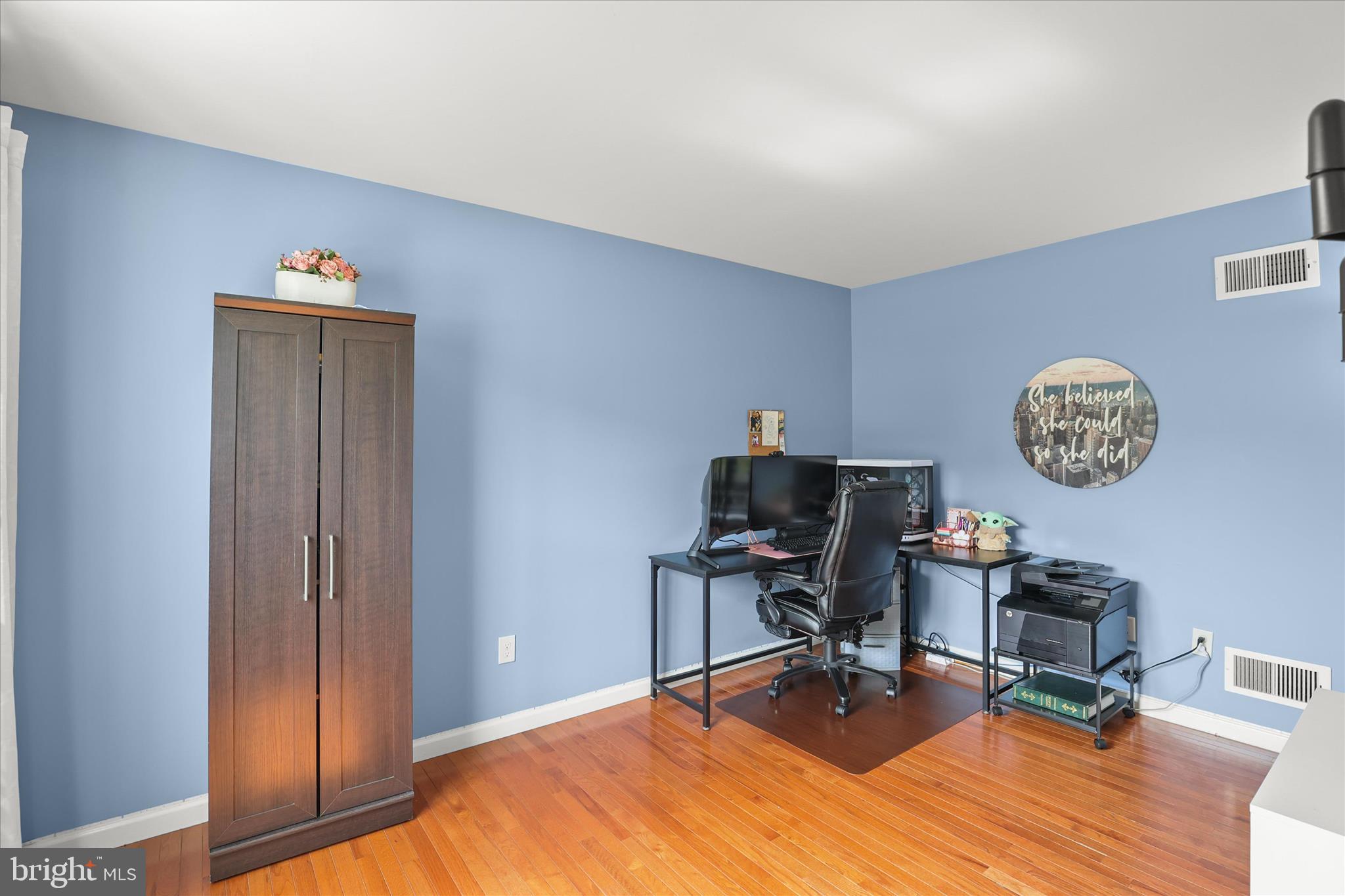 WINDSOR TWP - Residential