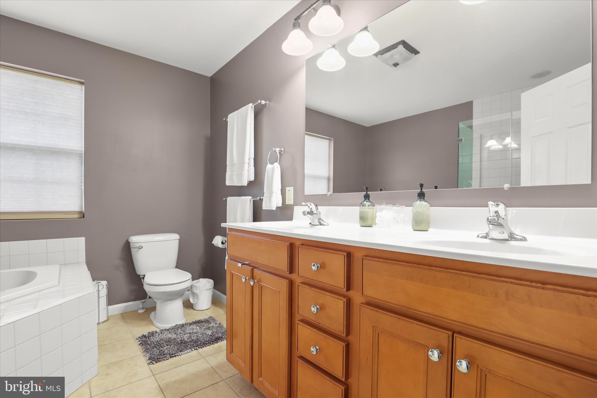 WINDSOR TWP - Residential