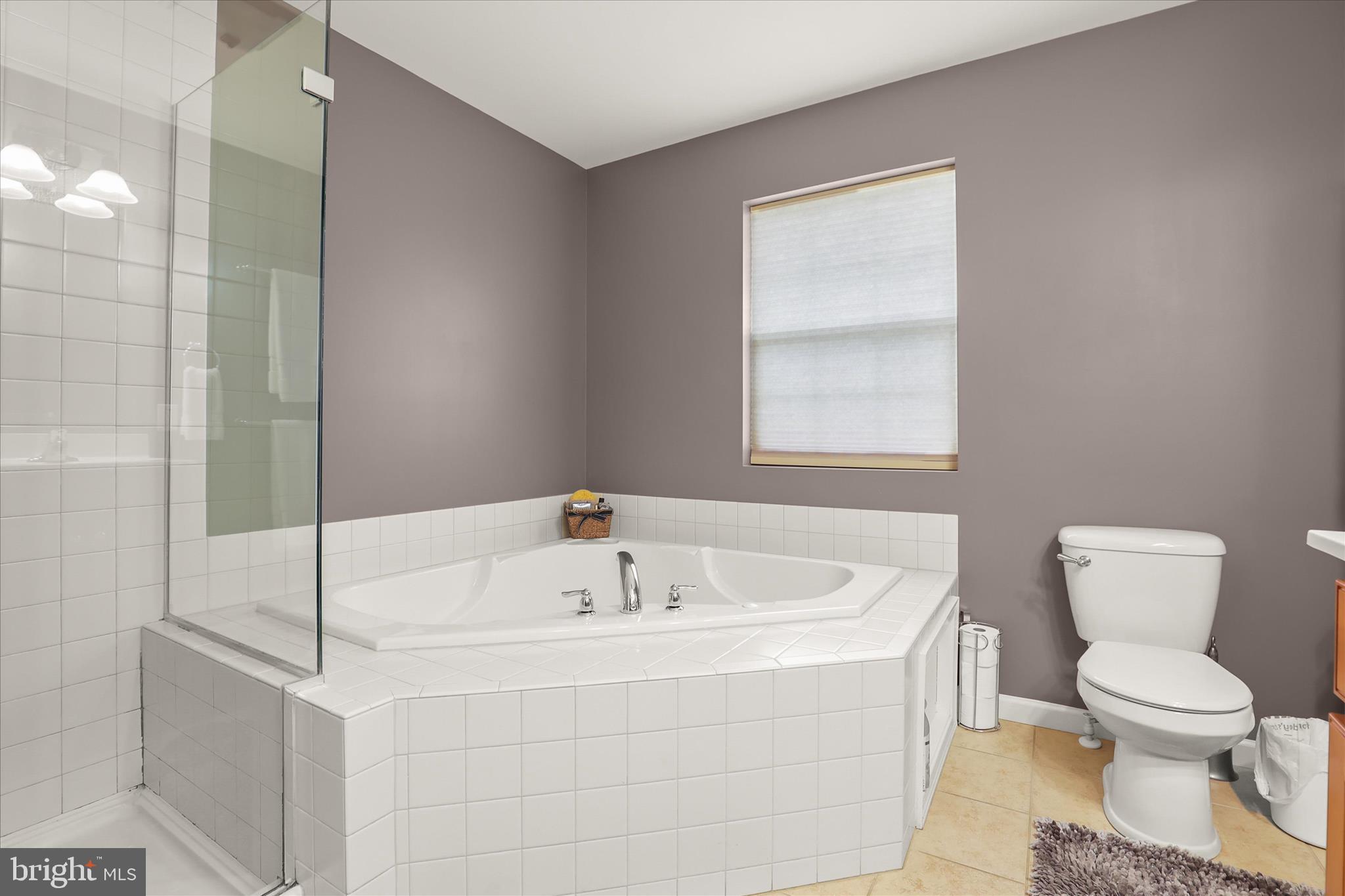 WINDSOR TWP - Residential