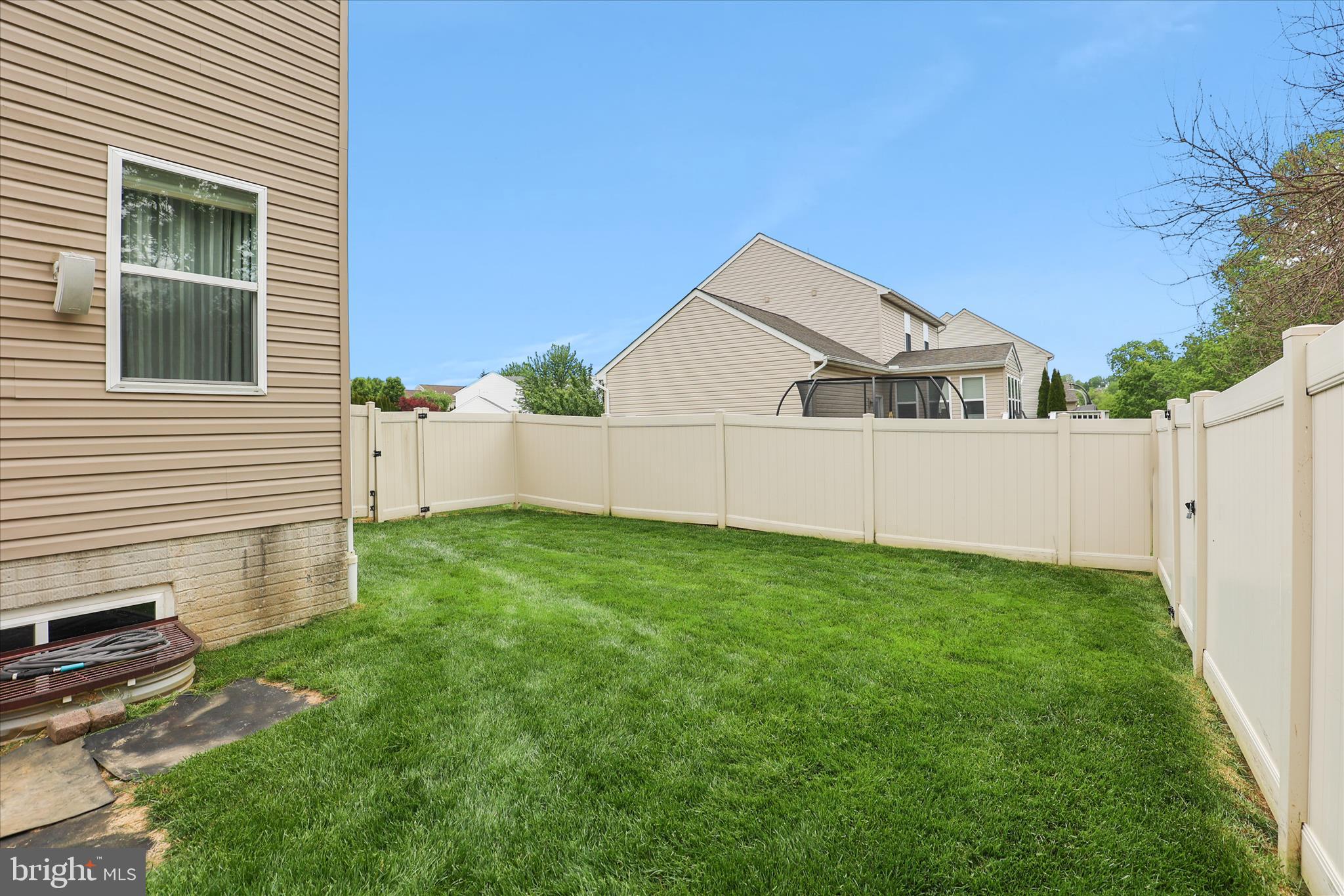WINDSOR TWP - Residential
