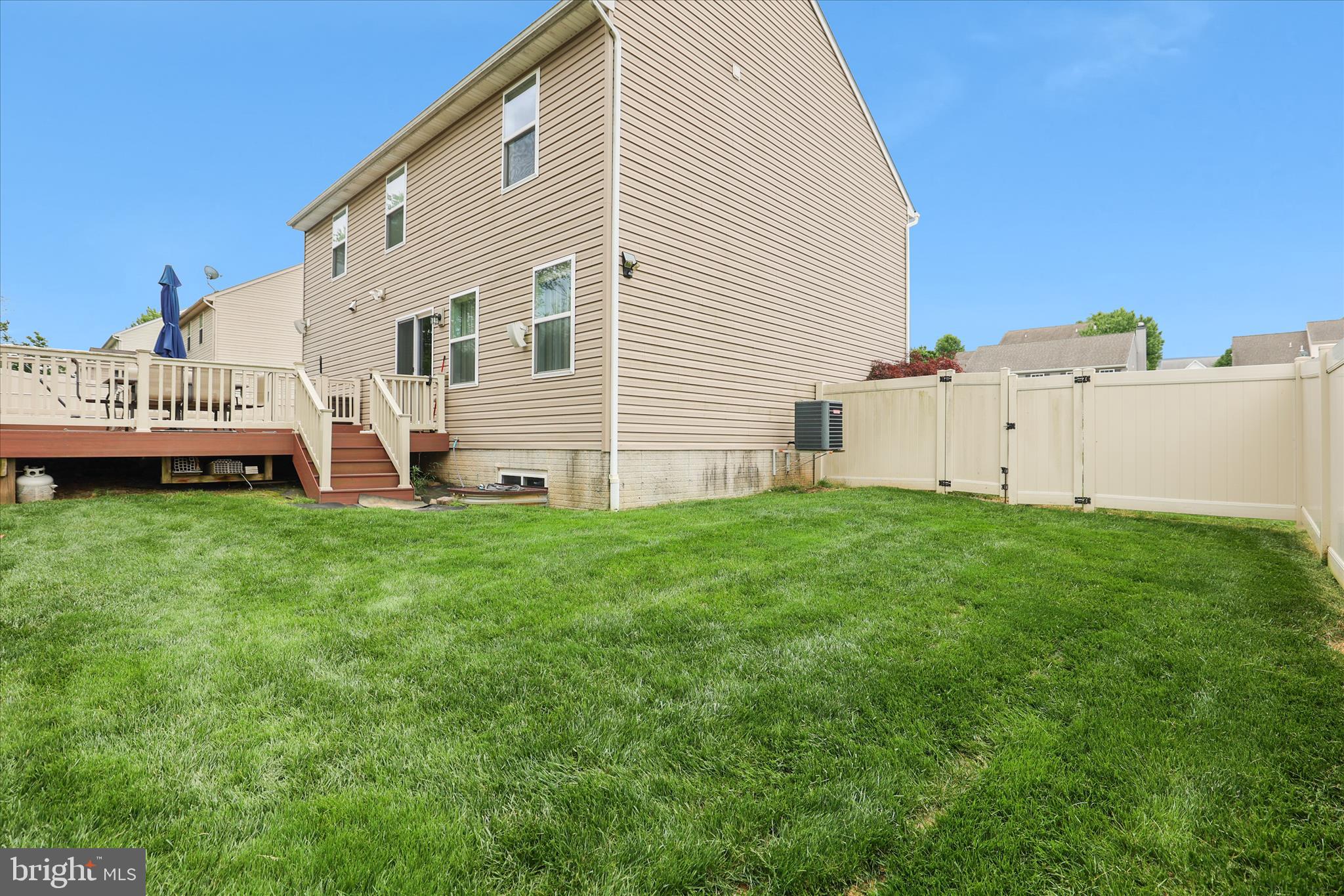WINDSOR TWP - Residential