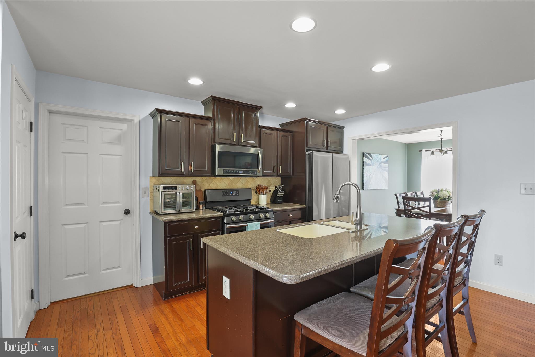 WINDSOR TWP - Residential