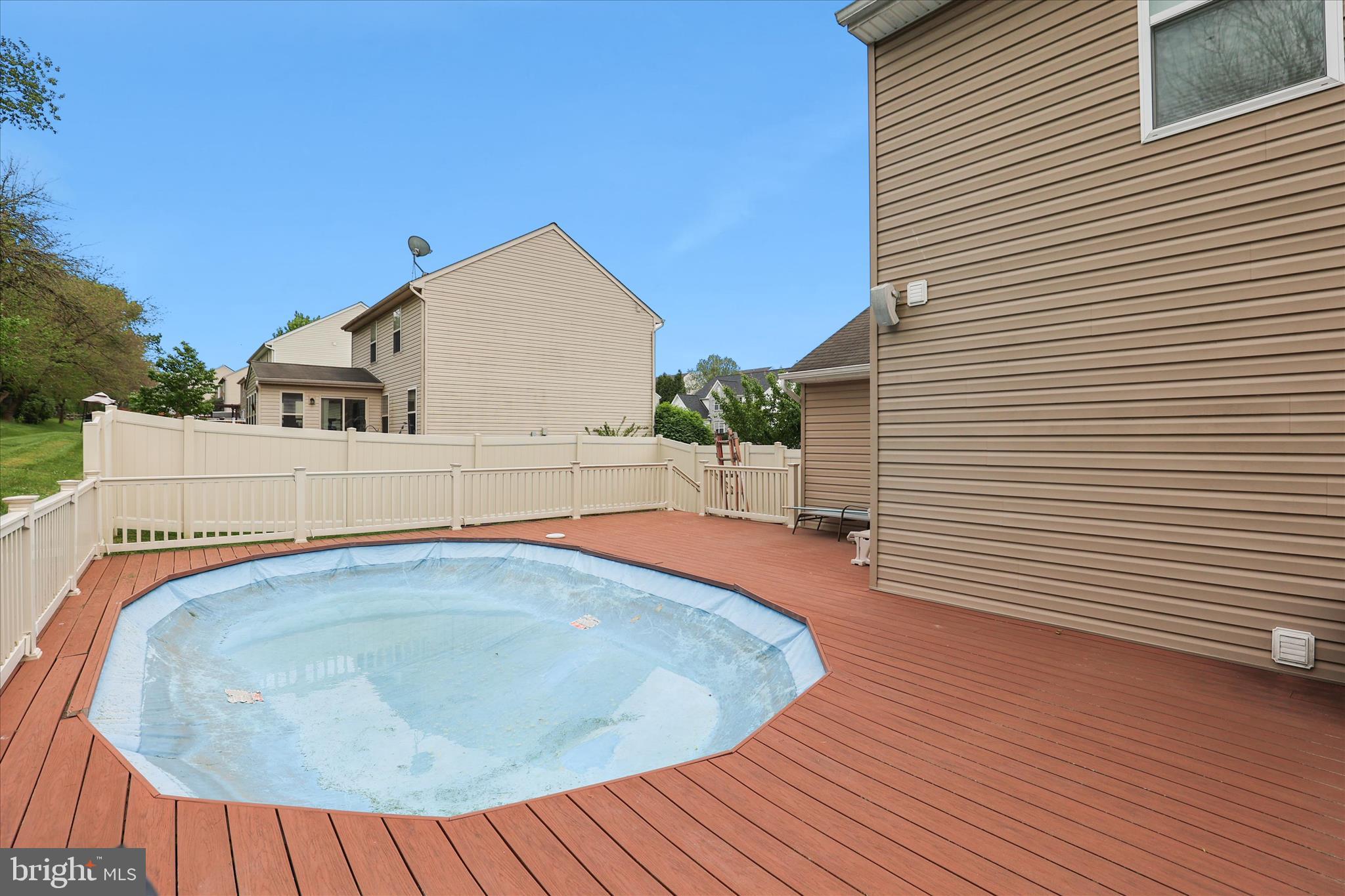 WINDSOR TWP - Residential