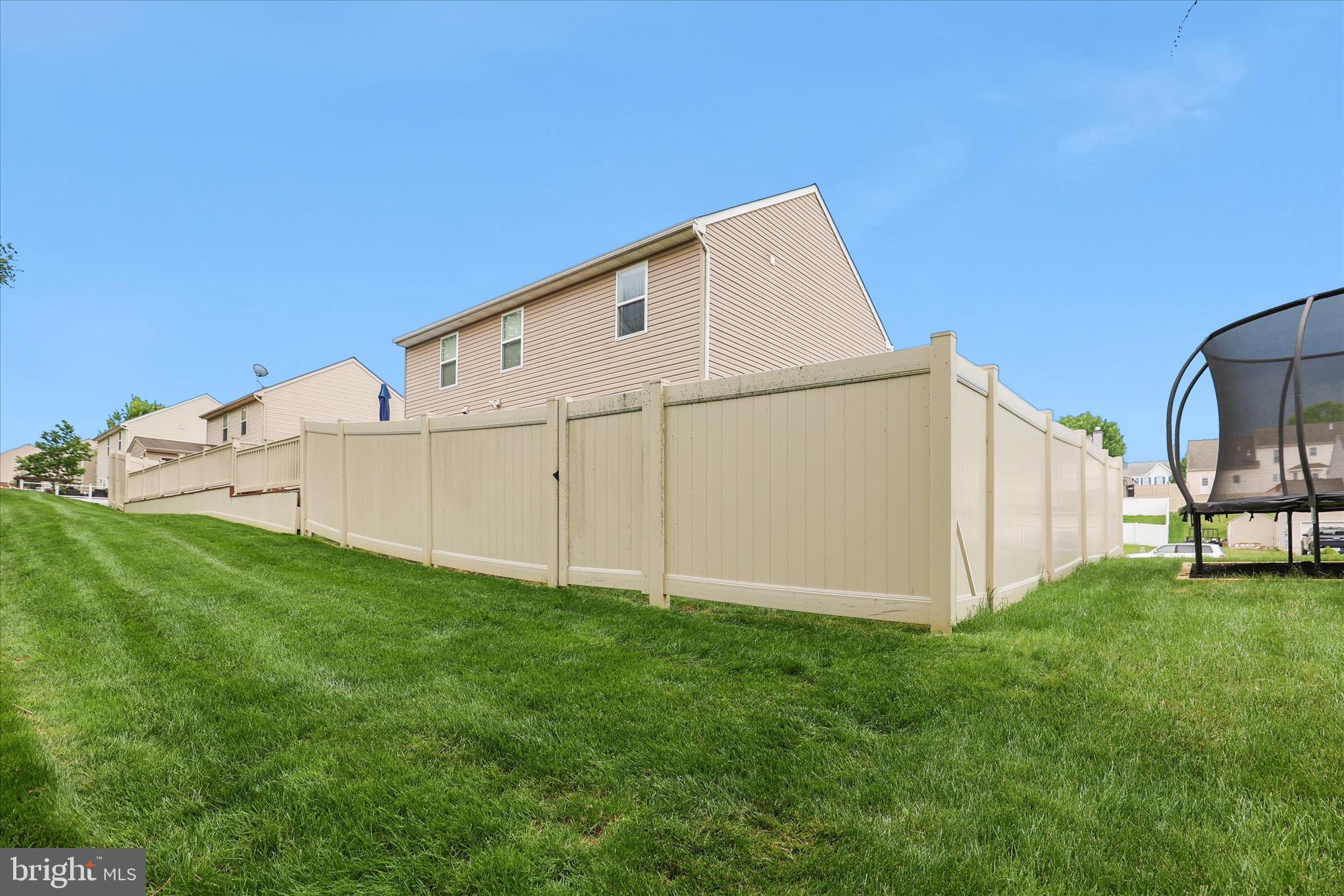 WINDSOR TWP - Residential