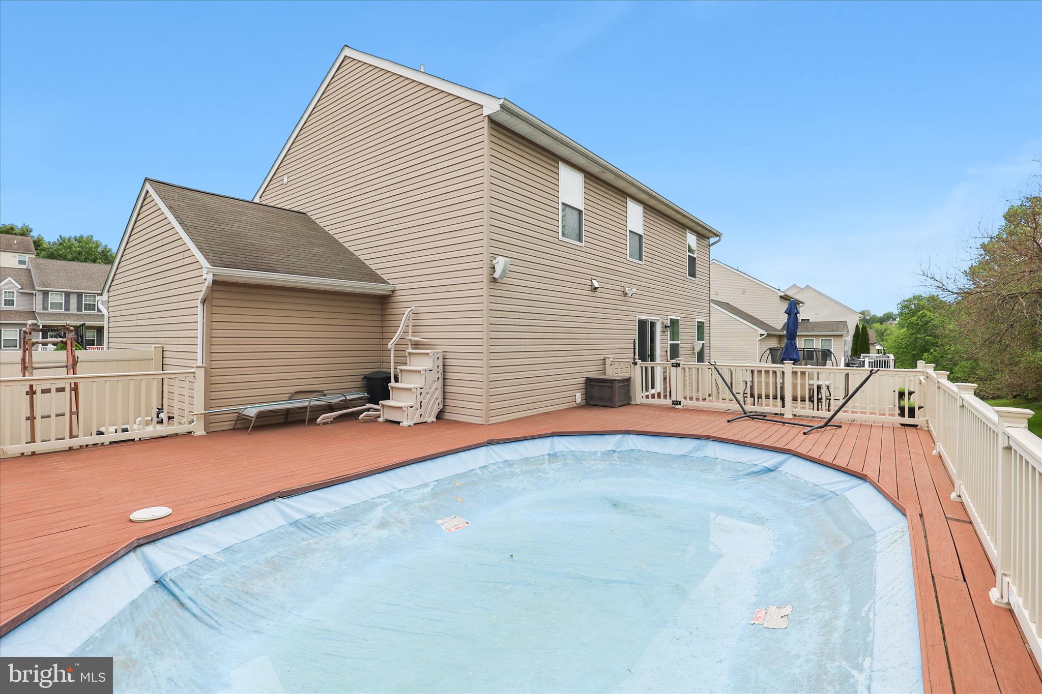 WINDSOR TWP - Residential