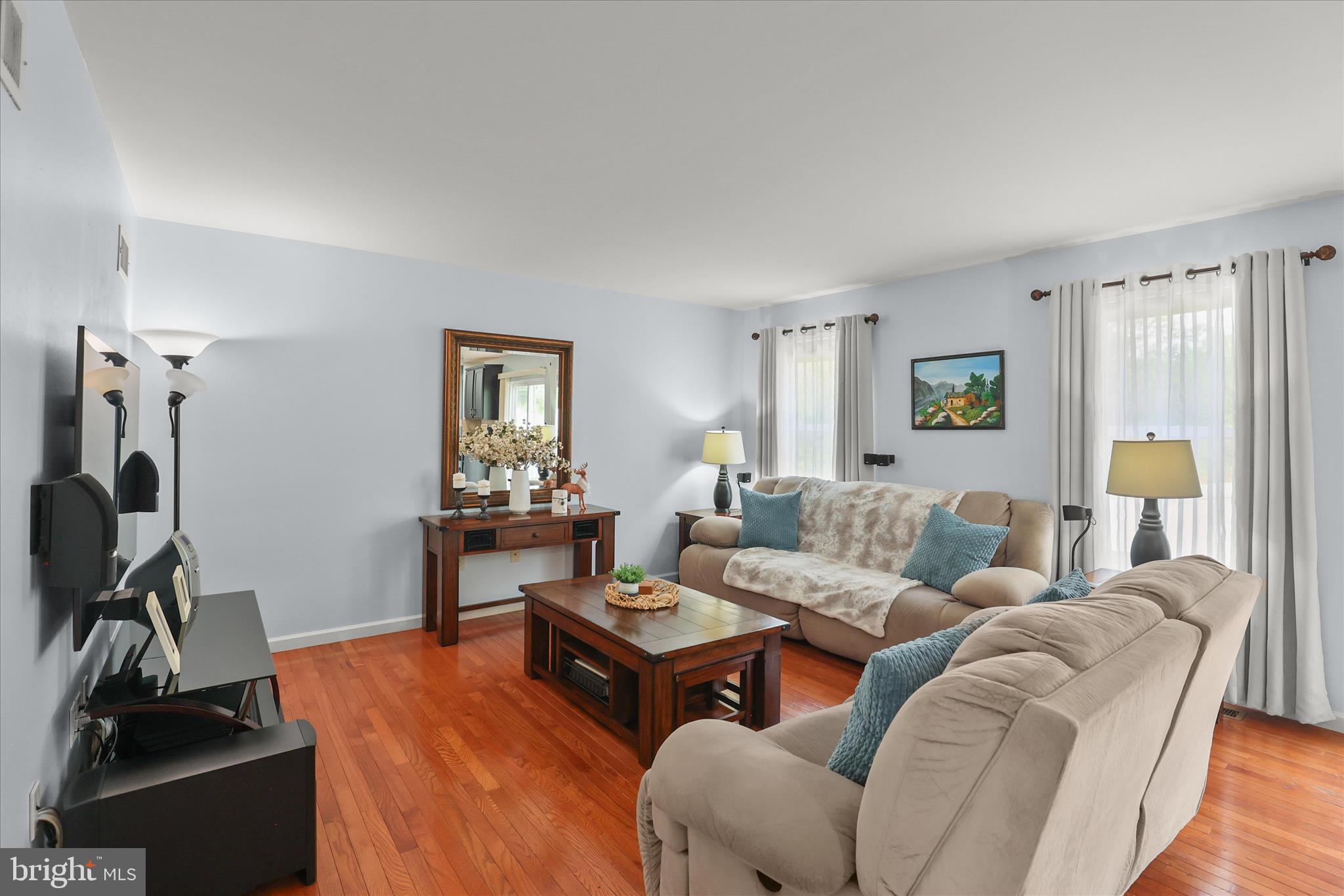 WINDSOR TWP - Residential