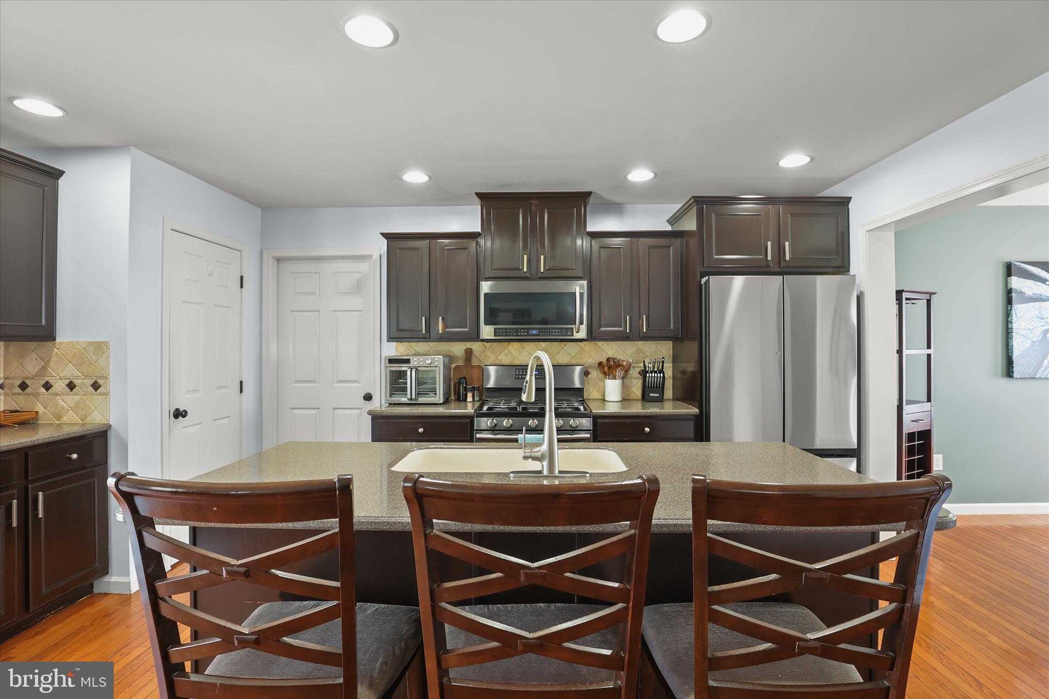 WINDSOR TWP - Residential