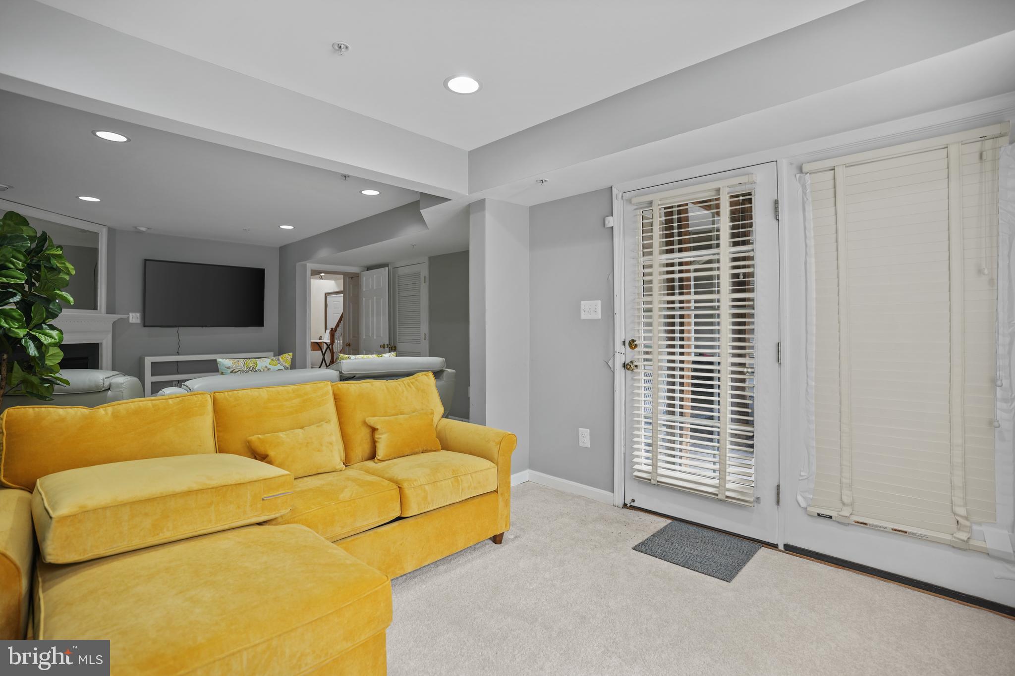 MONTJOY - Residential