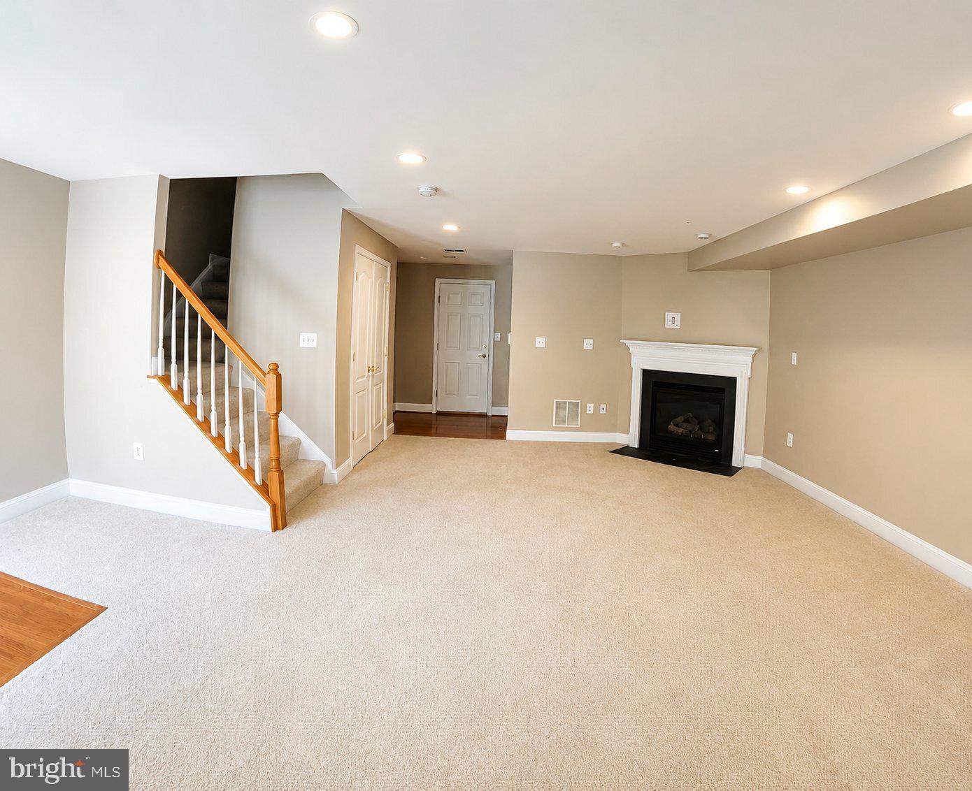 SOUTH VILLAGE - Residential